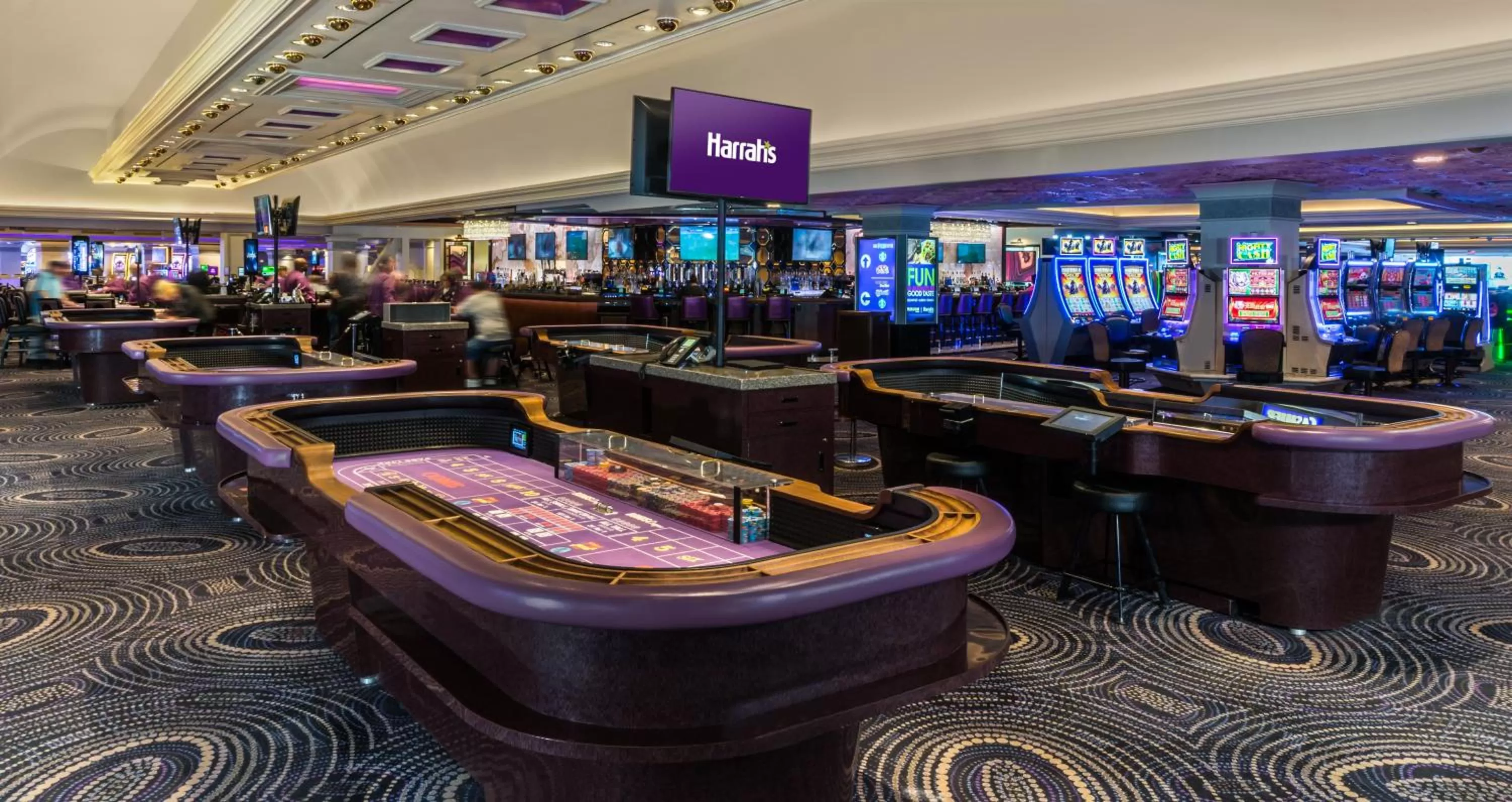 Casino in Harrah's Las Vegas, A Caesars Destination
