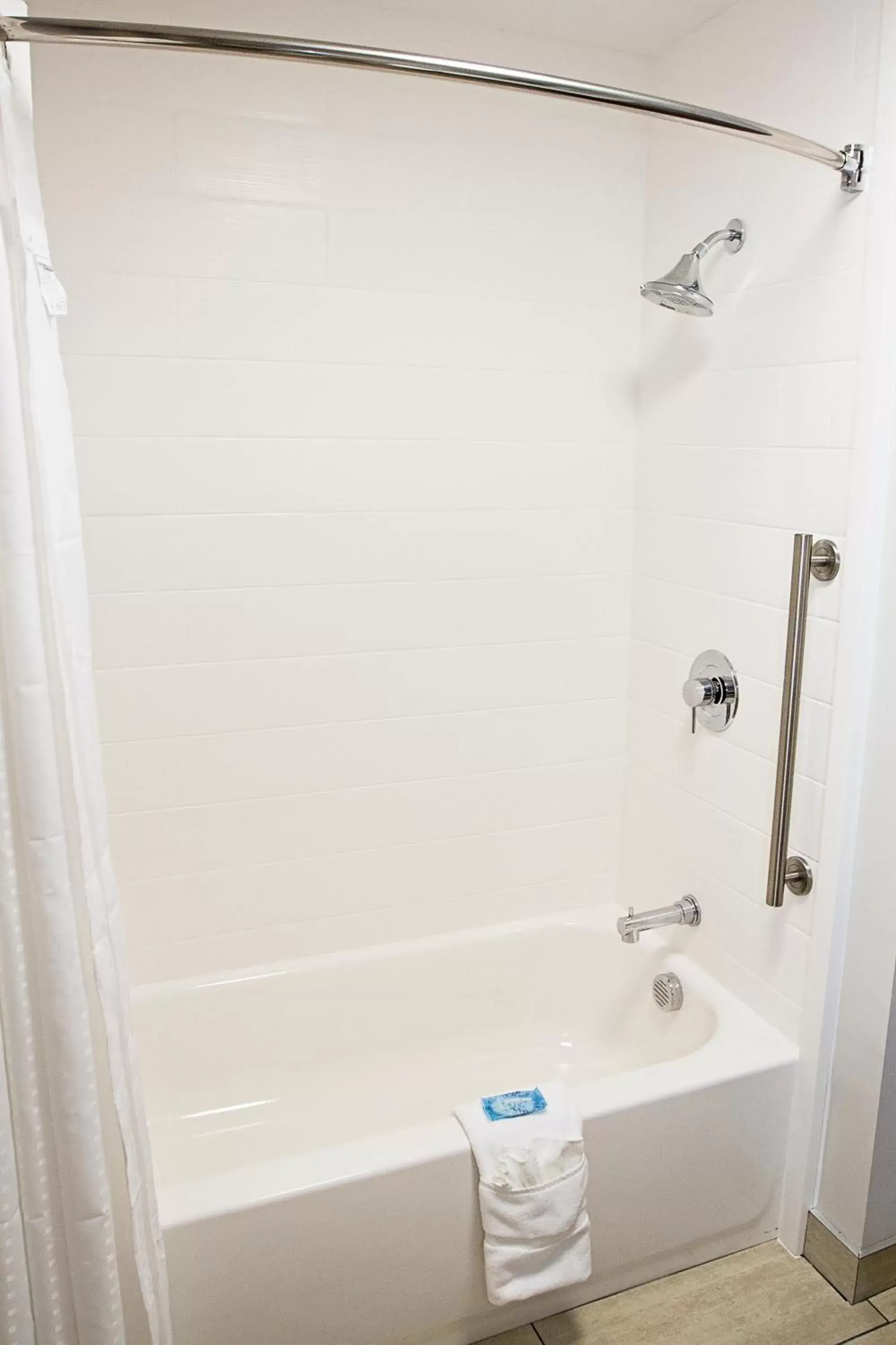 Holiday Inn Express & Suites Greenwood Mall by IHG Holiday Inn Express & Suites Greenwood Mall by IHG