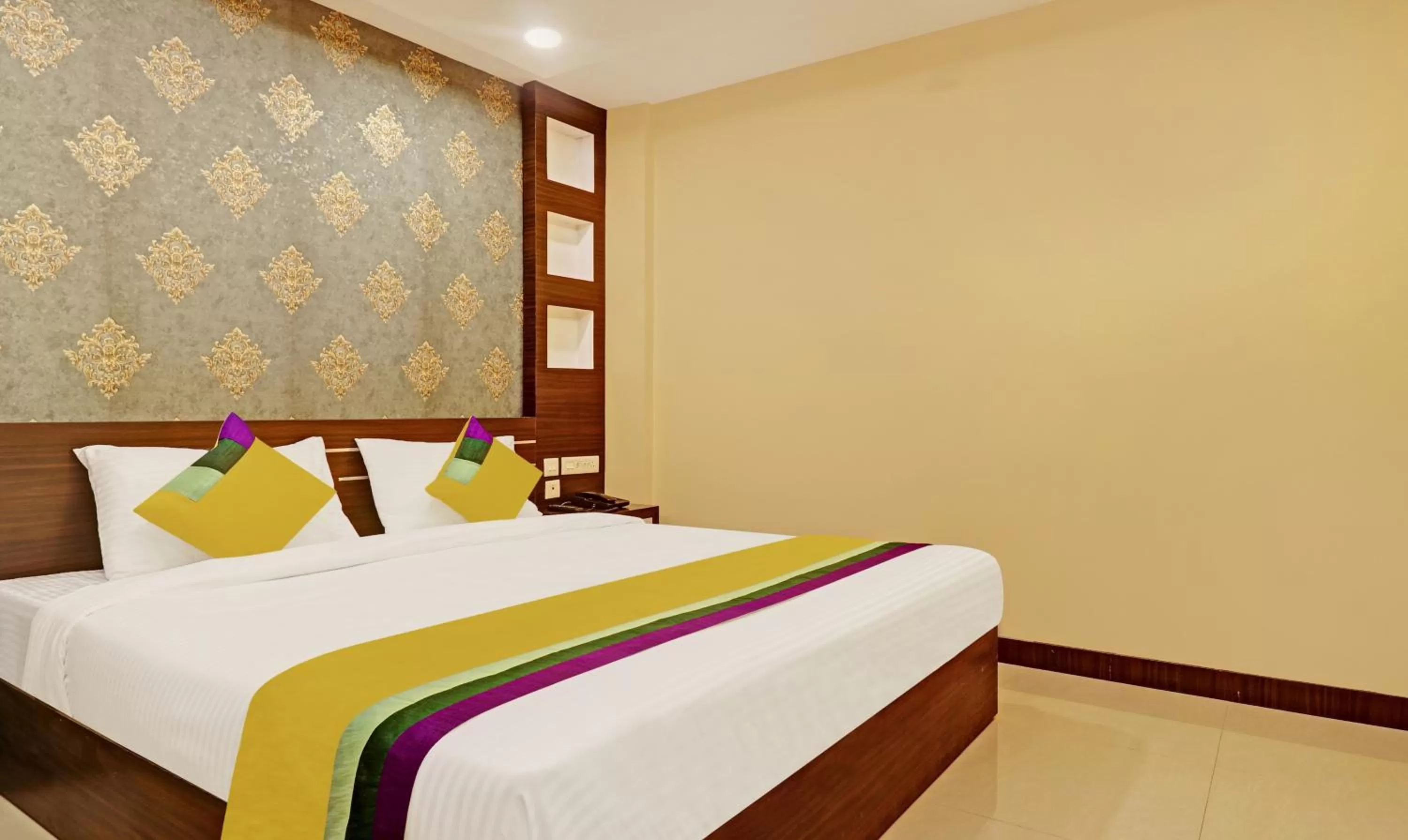 Bedroom, Bed in Itsy Hotels Sapphire Residency