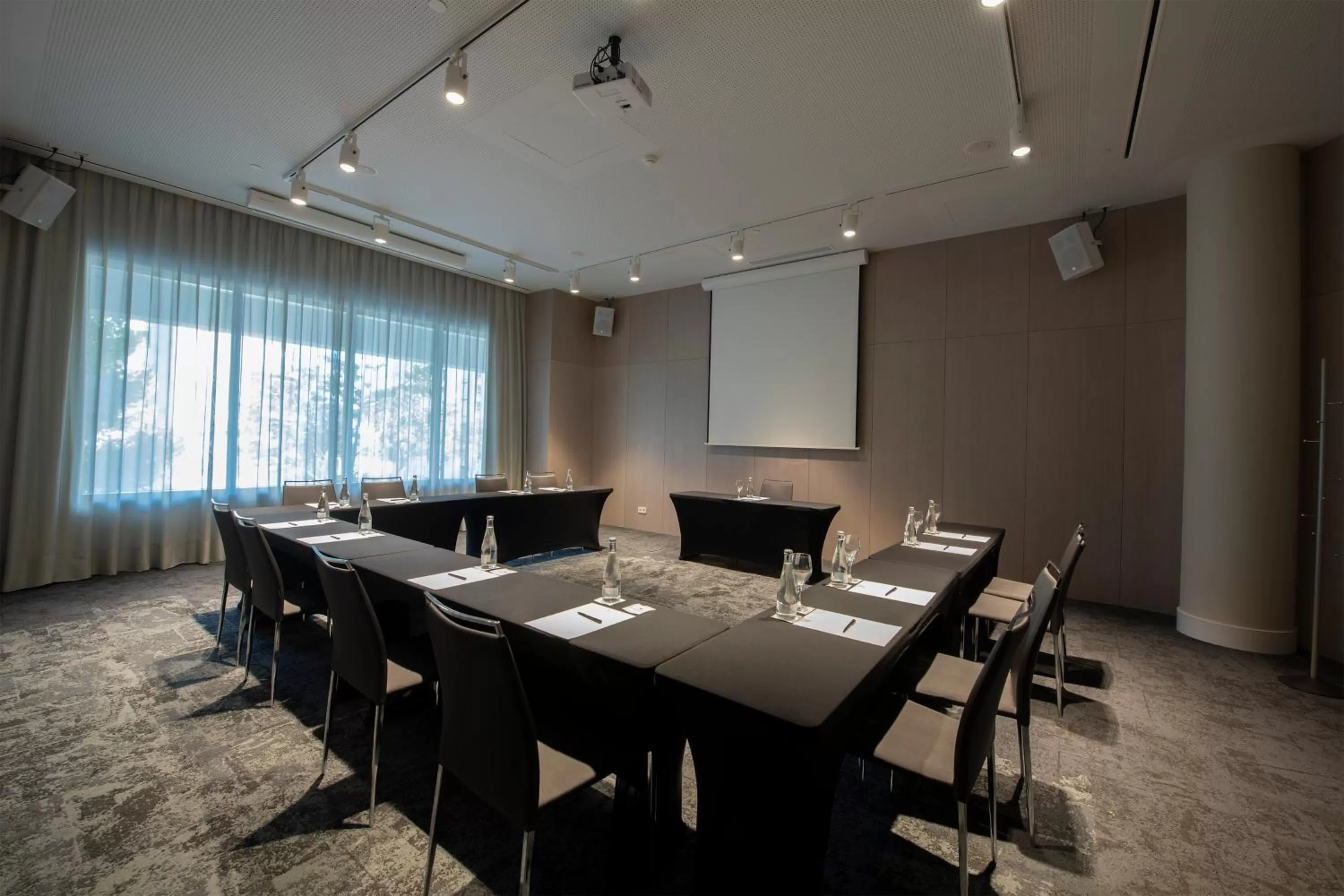 Meeting/conference room in Eurostars Universal Lisboa