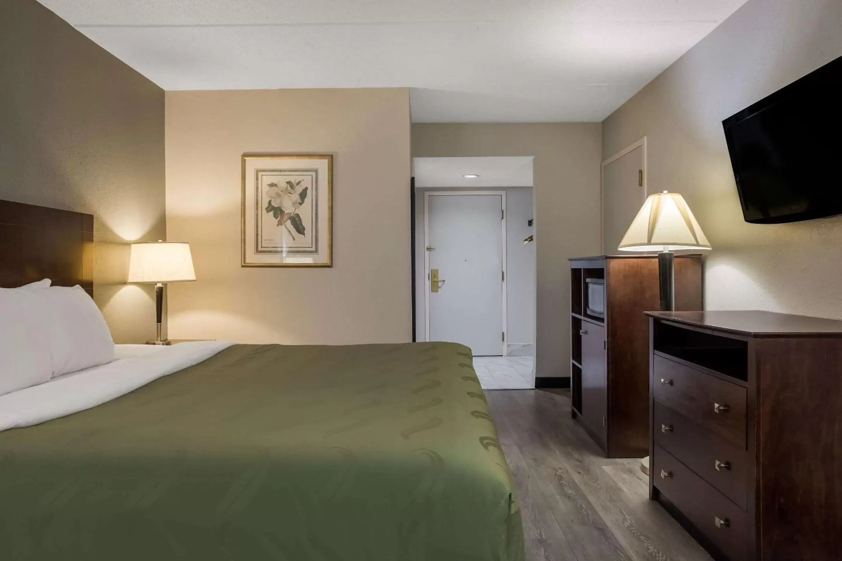 King Room - Accessible/Non-Smoking in Quality Inn King Room - Accessible/Non-Smoking in Quality Inn