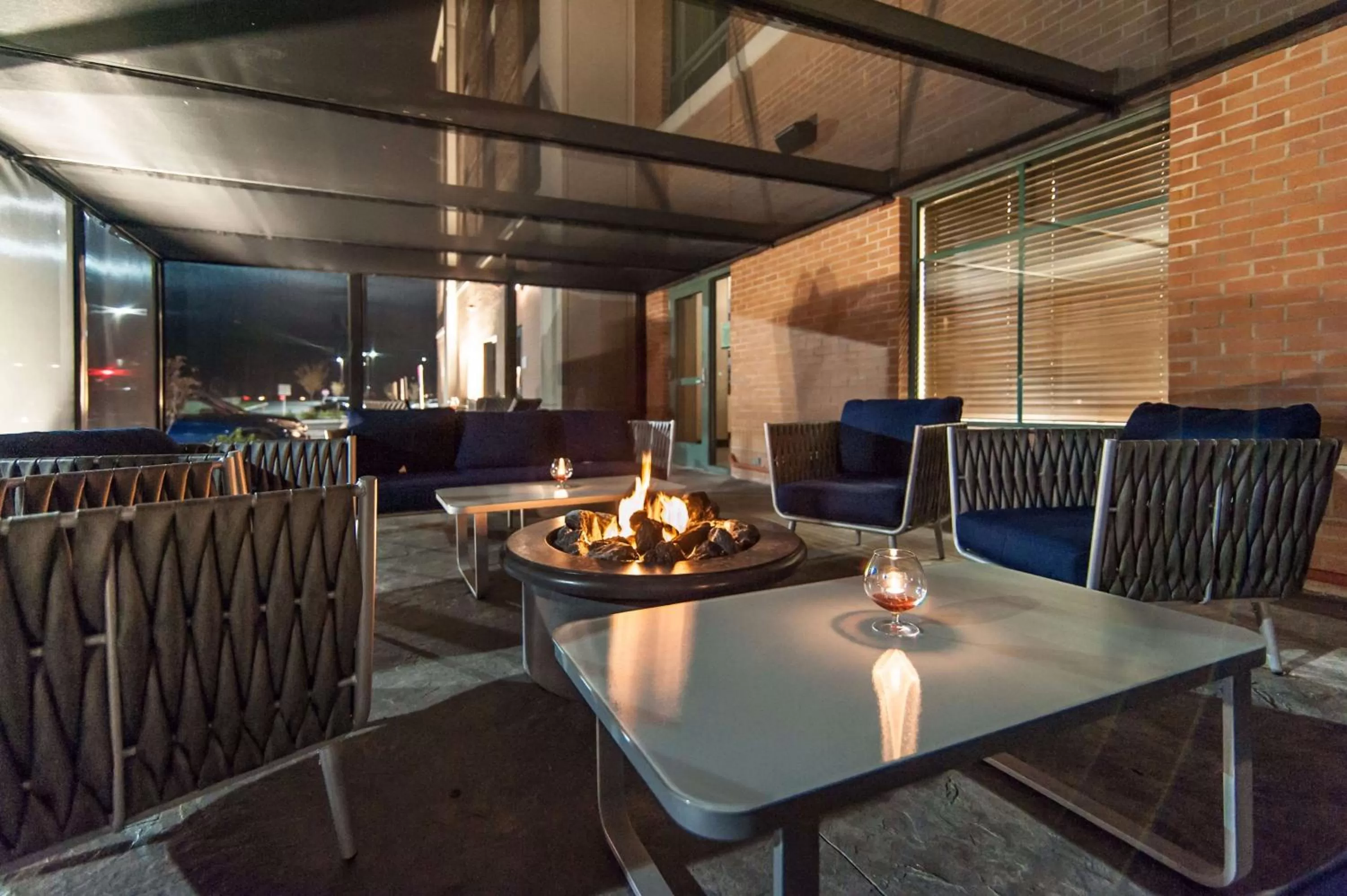 Patio in Hampton Inn Norwich