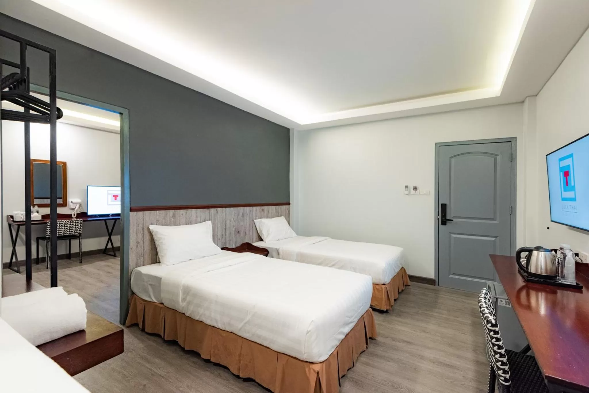 Bedroom, Bed in Luck Thai Hotel