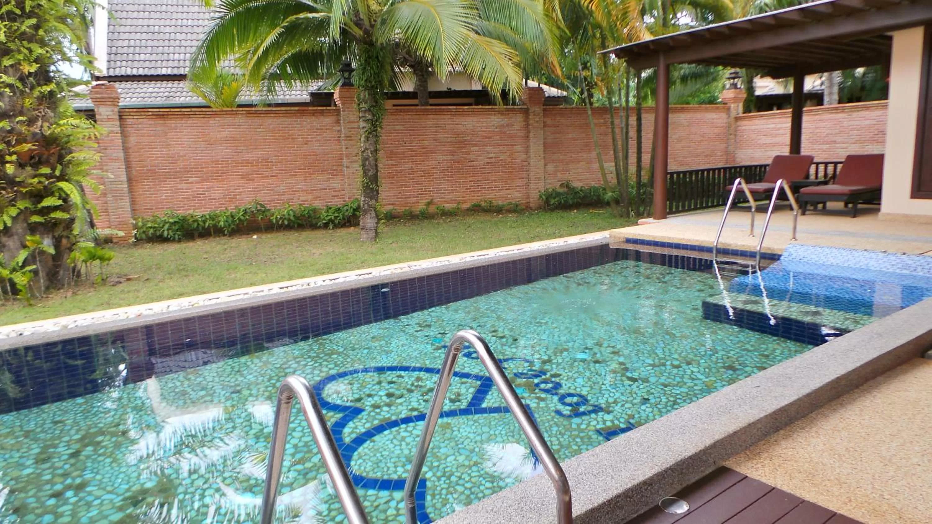 Swimming pool in Mukdara Beach Villa & Spa Resort