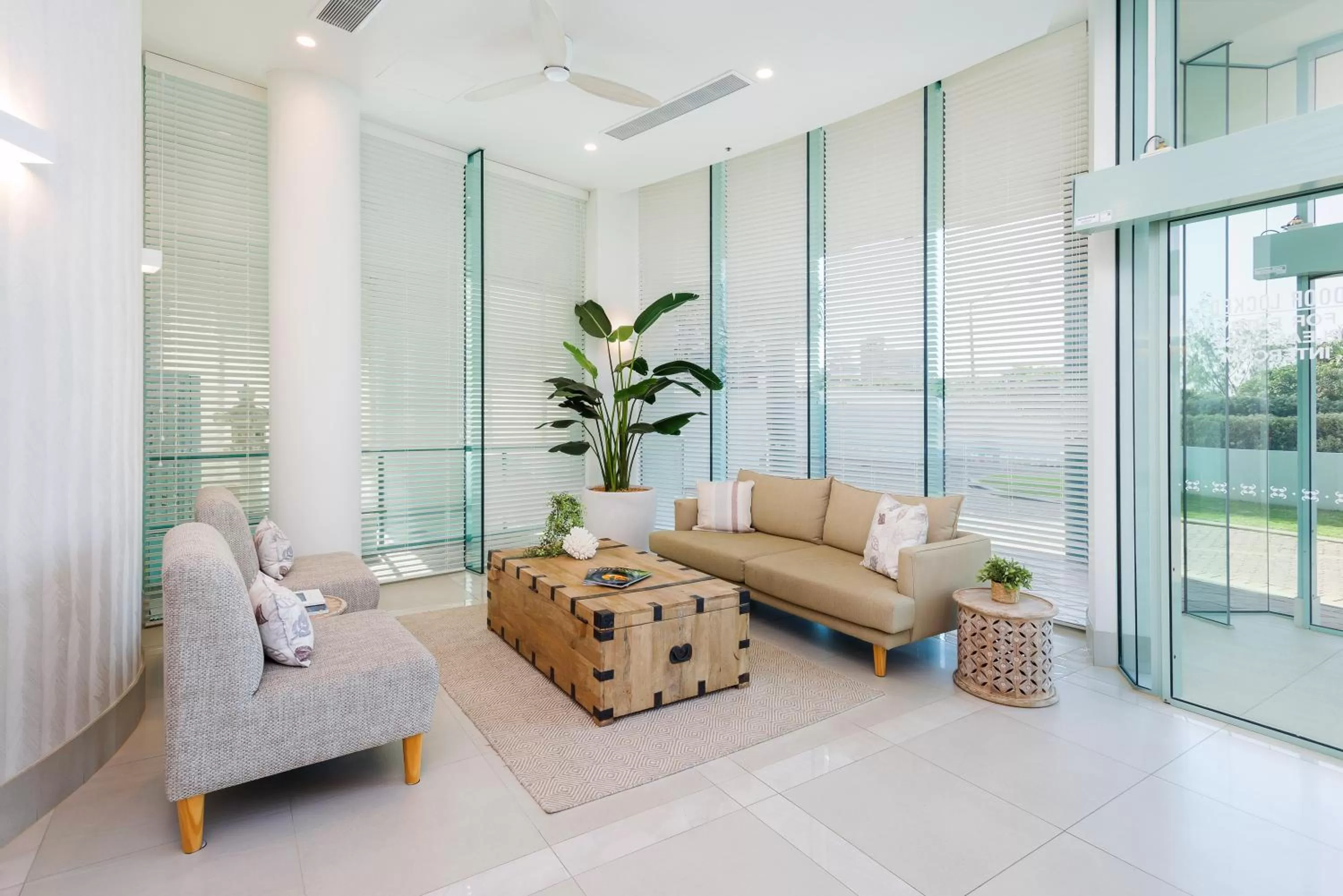 Lobby or reception in The Waterford on Main Beach
