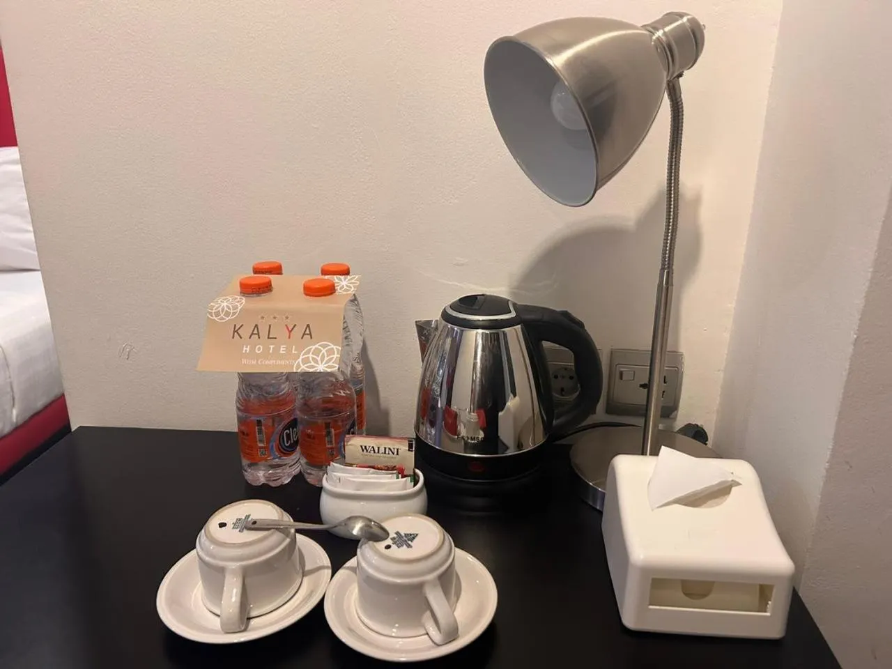 Coffee/tea facilities in Kalya Hotel Bandung Dago