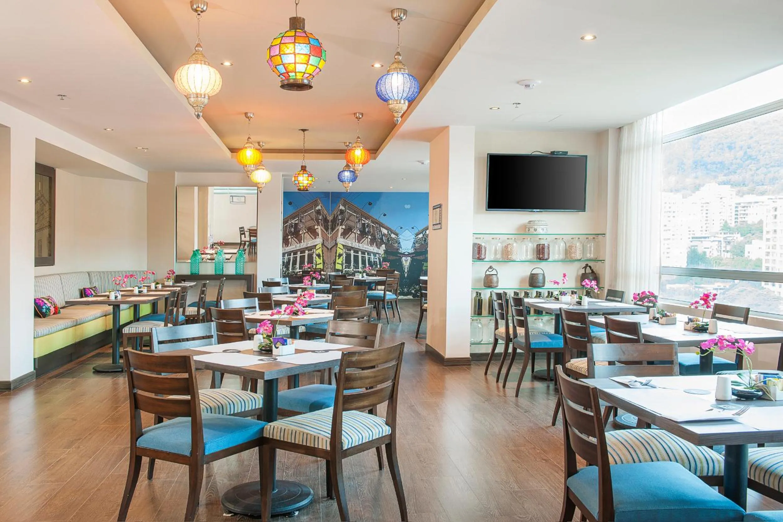 Buffet breakfast in Hotel bh Usaquén