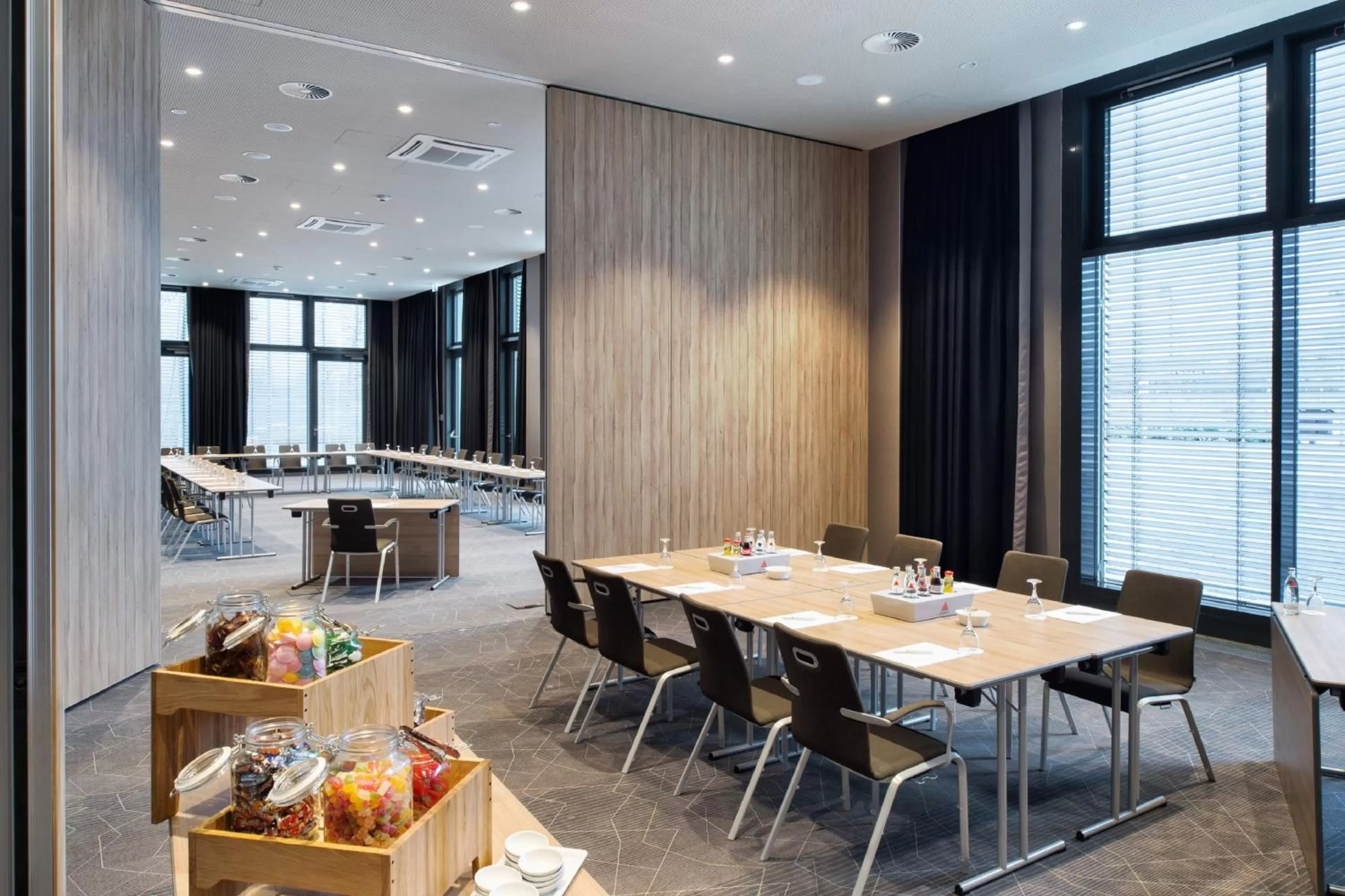 Meeting/conference room in Holiday Inn Frankfurt Airport by IHG