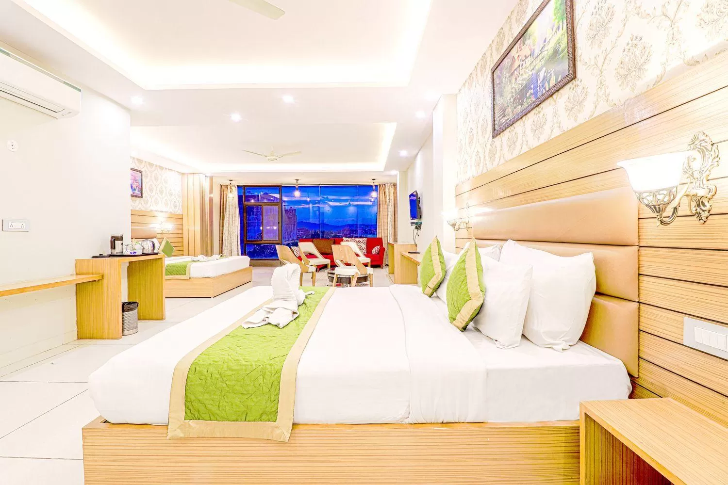 Bed in The Glory Hotel