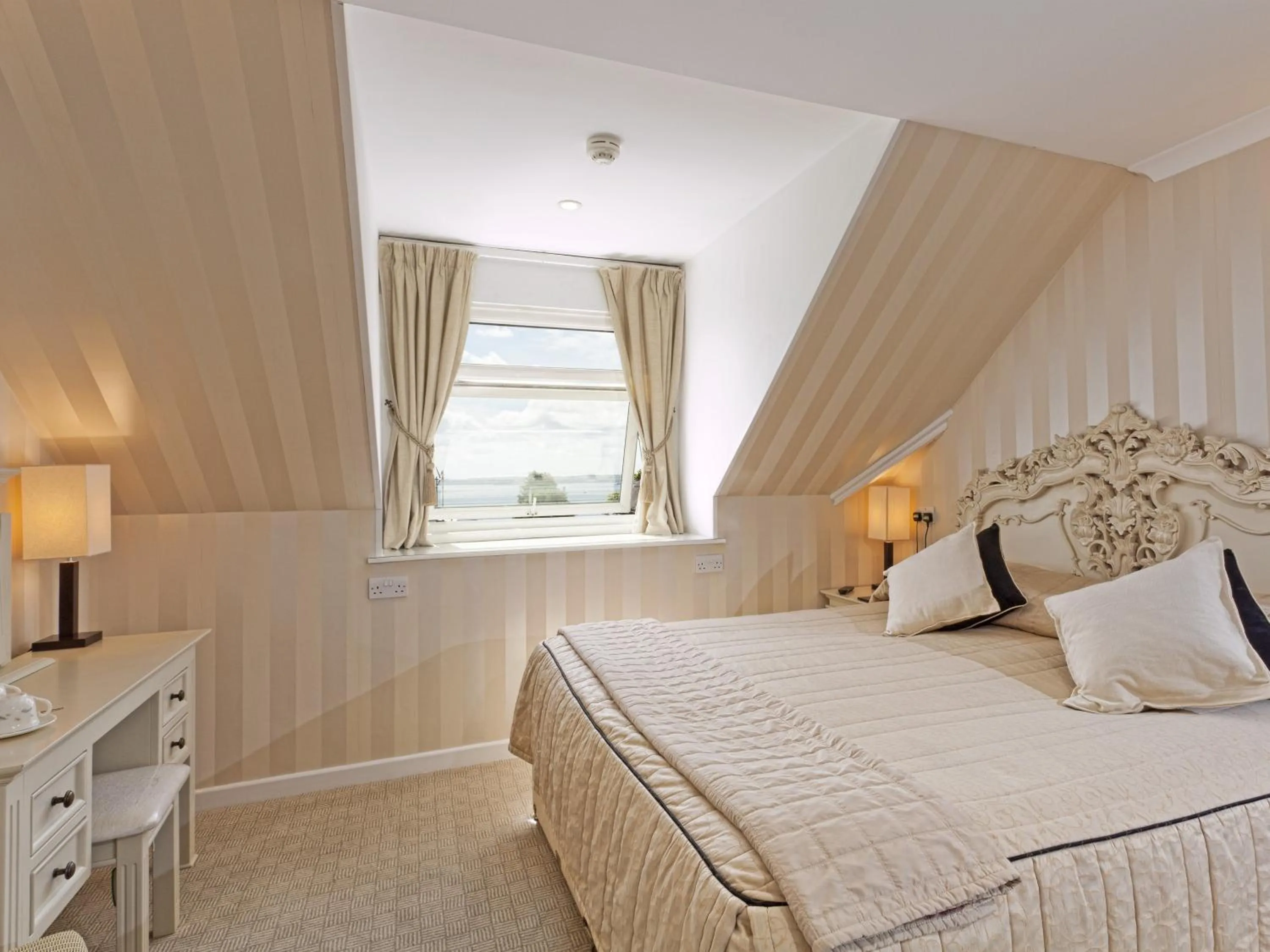Bedroom in Rosemullion Hotel
