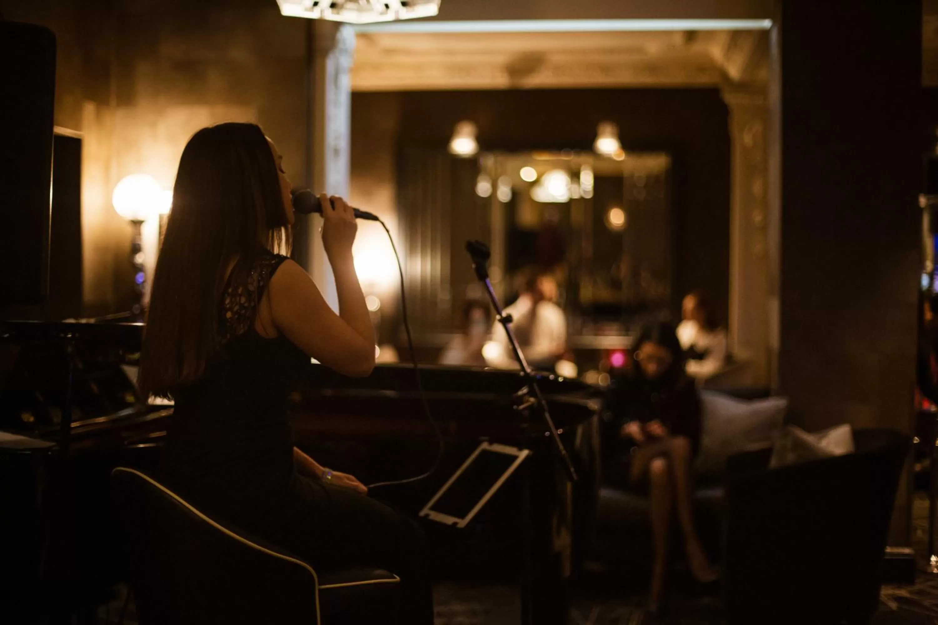 Lounge or bar in The Dilly