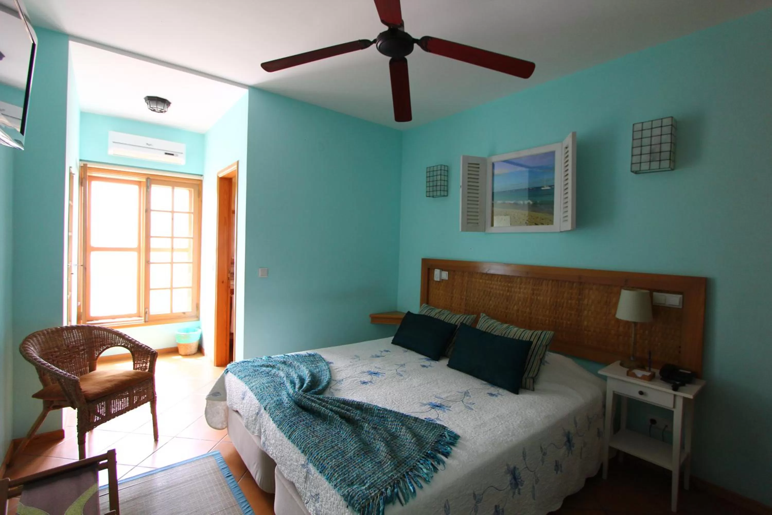 Bedroom, Bed in Kira's Boutique Hotel