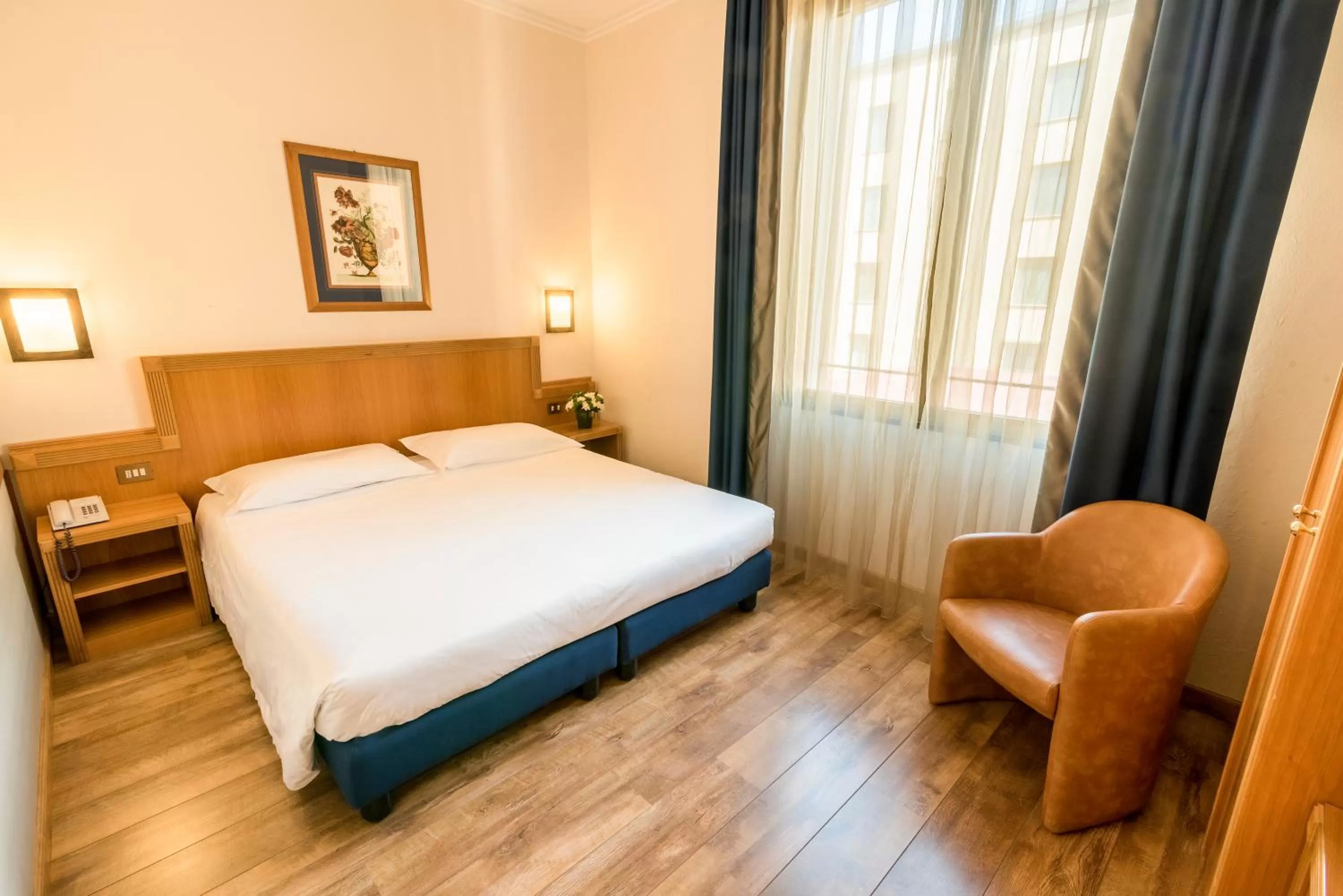 Photo of the whole room, Bed in FH55 Grand Hotel Mediterraneo