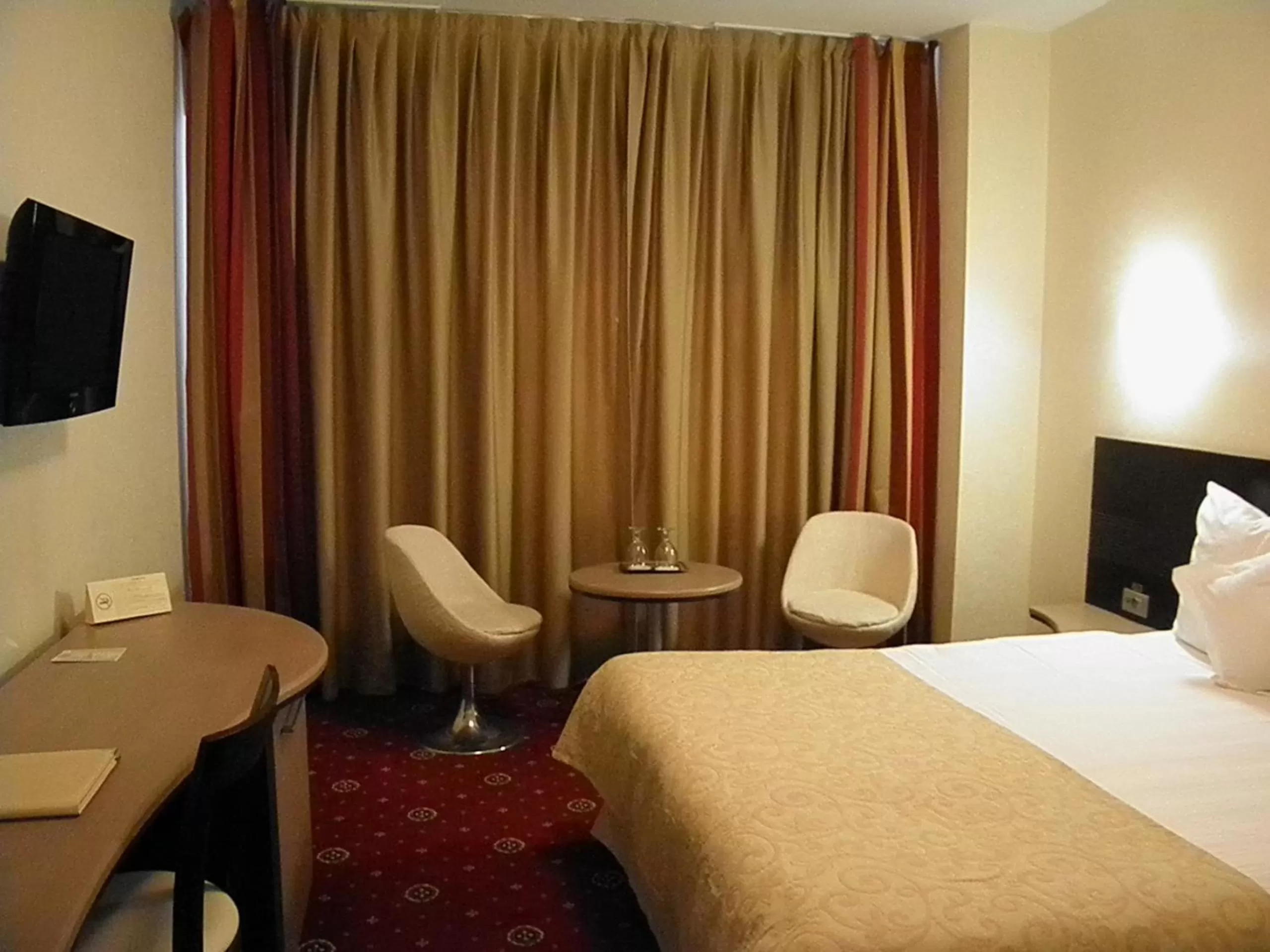 Bed in Hotel Berthelot