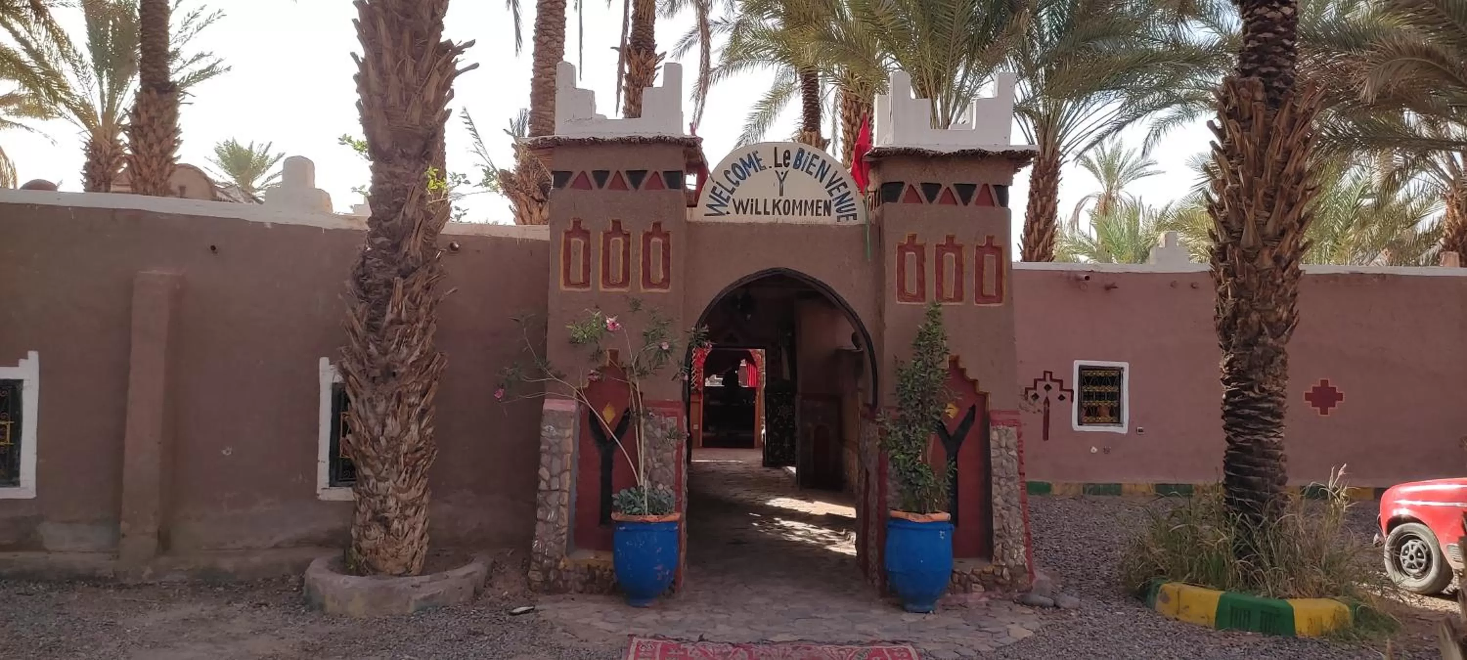 Property building in Prends Ton Temps