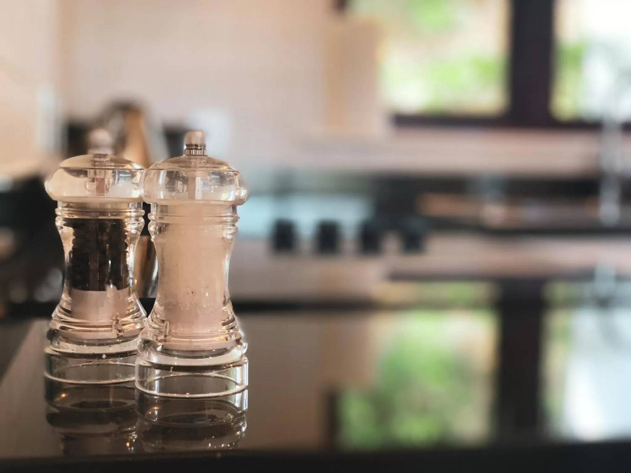 Kitchen or kitchenette, Drinks in Hustyns Resort Cornwall