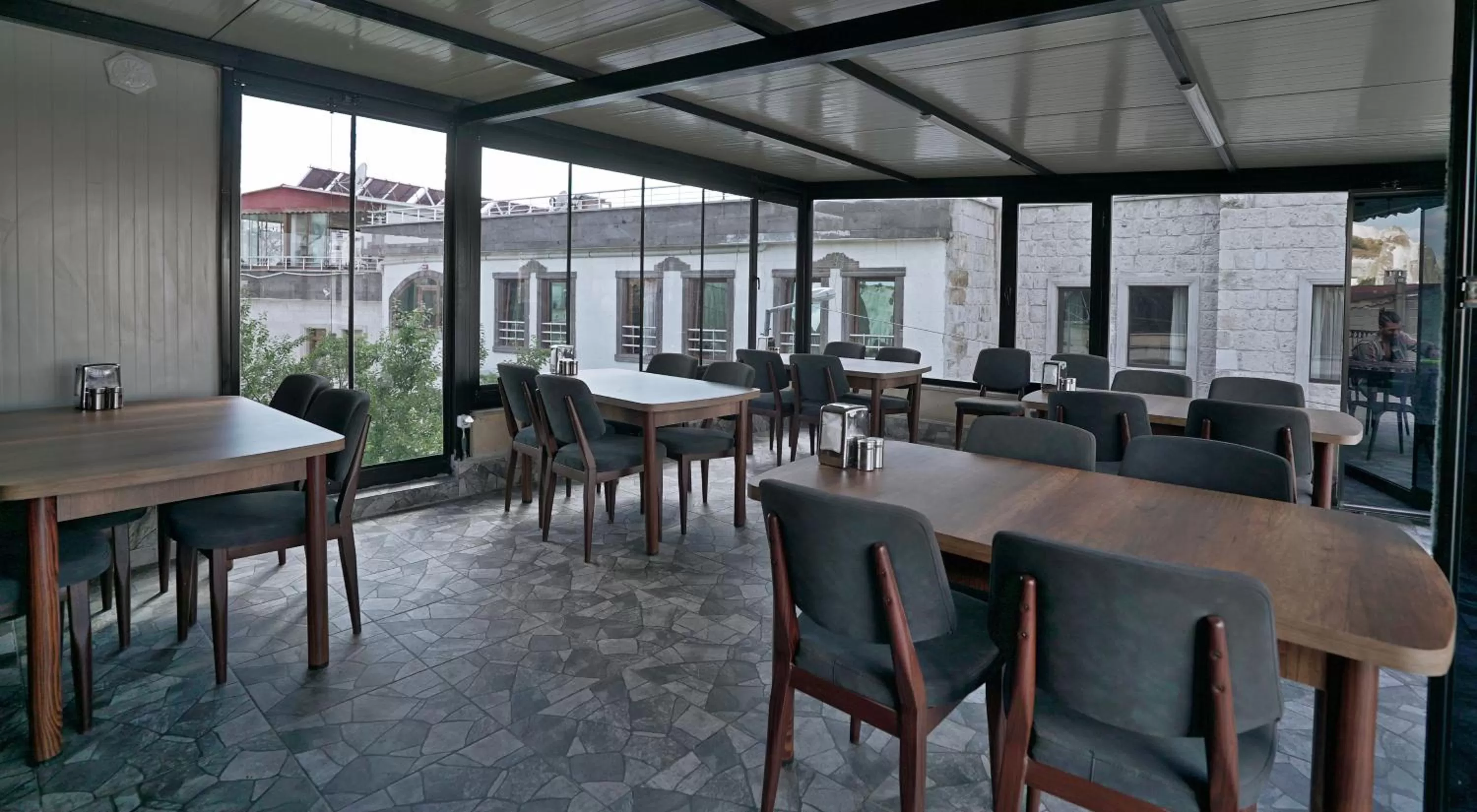 Breakfast in Epoch Stone House