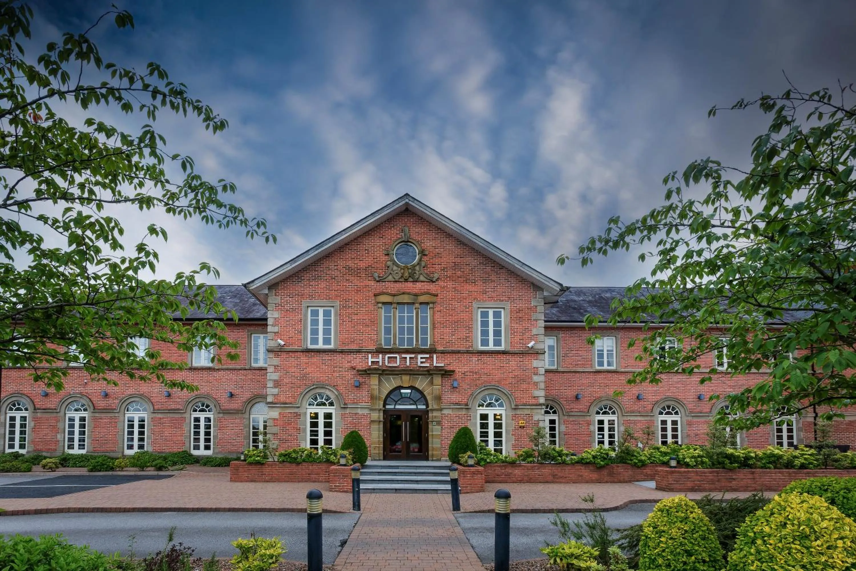 Property building in Cavan Crystal Hotel