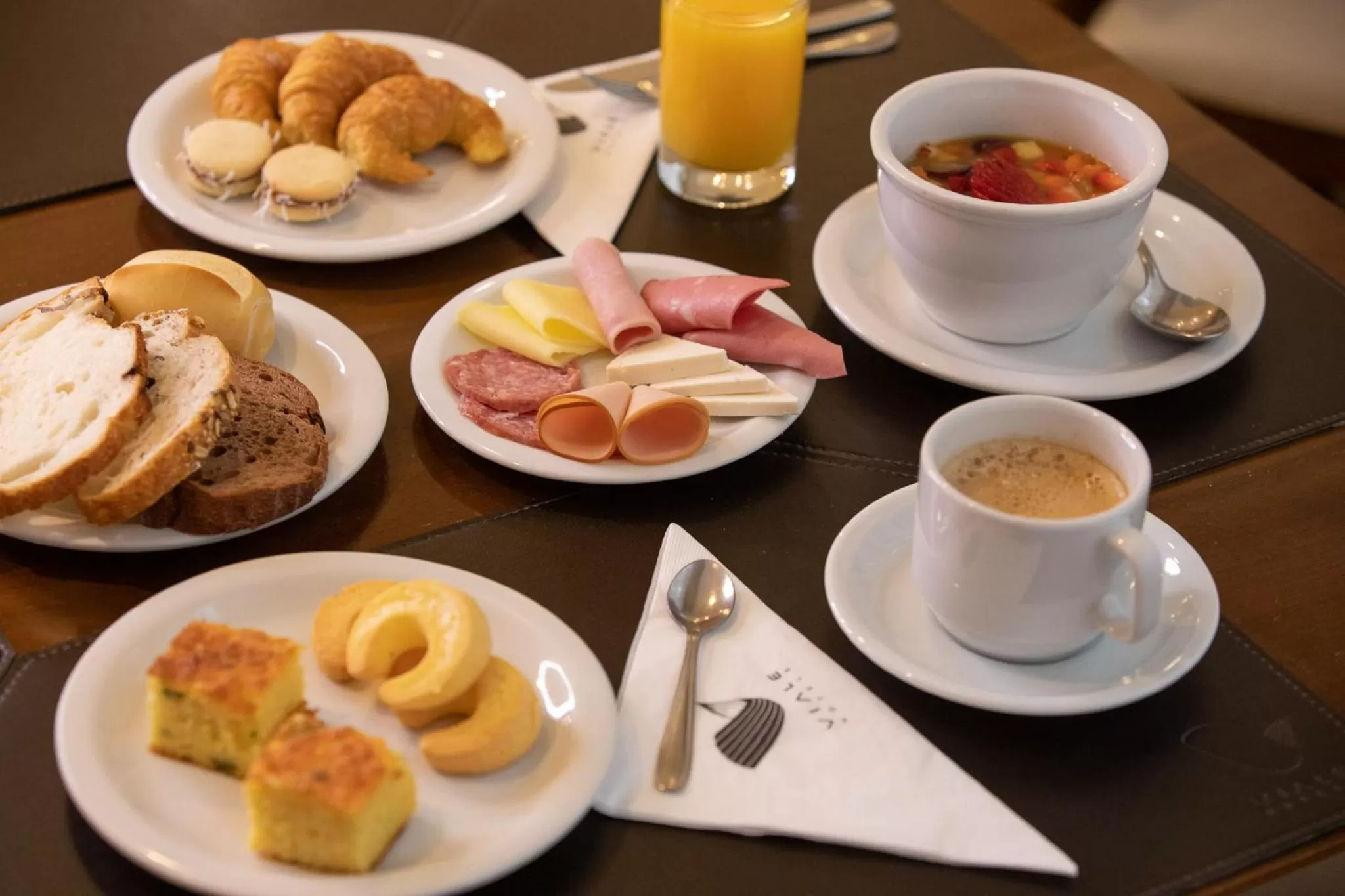 Continental breakfast in Viale Tower Hotel