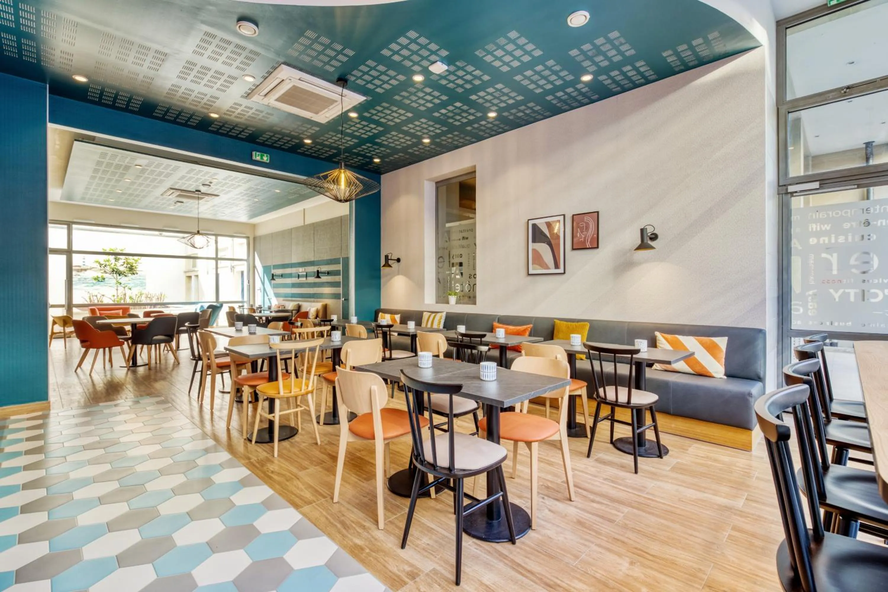 Breakfast in Appart'City Confort Paris Clichy - Mairie