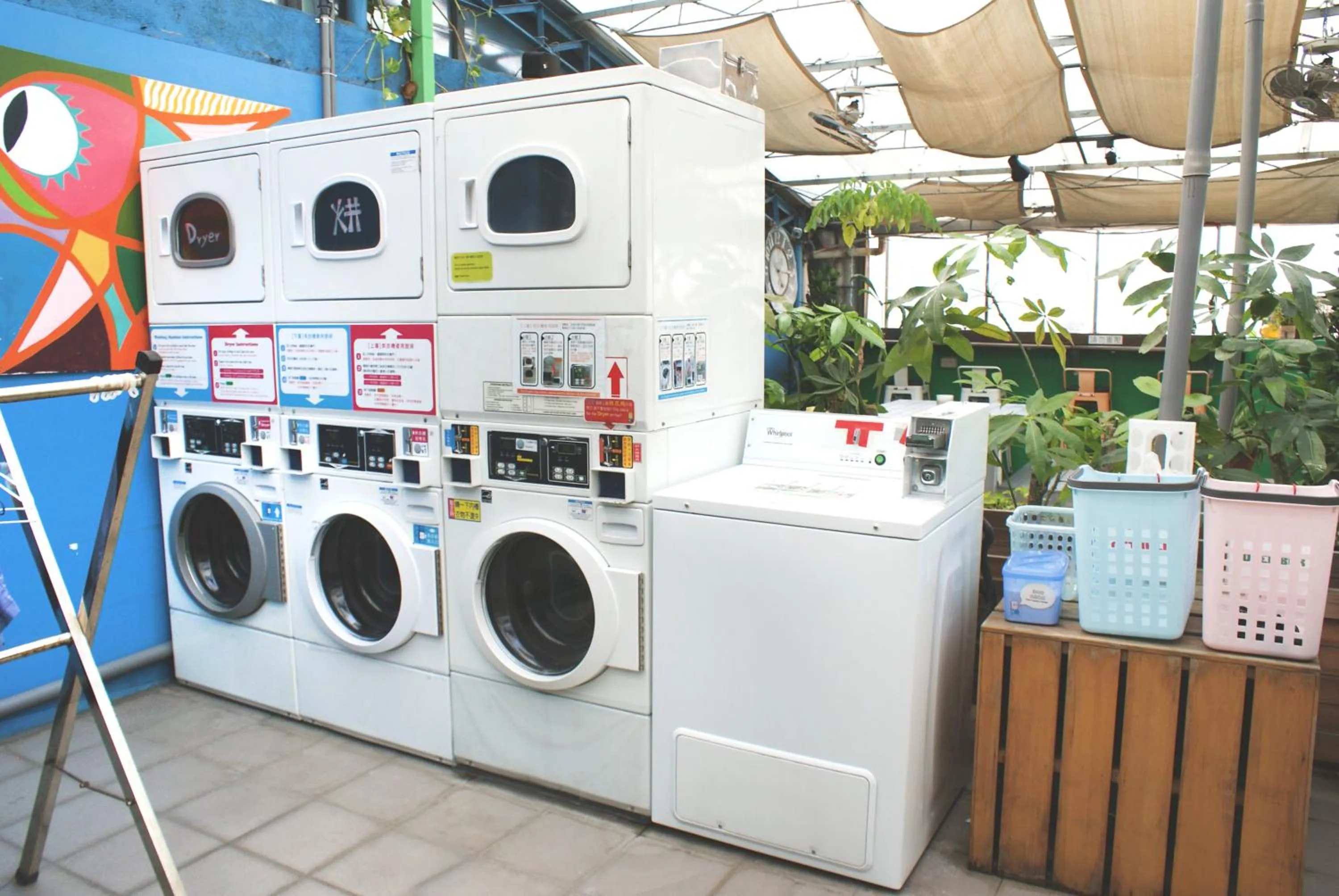 Area and facilities in Uno Backpackers Inn