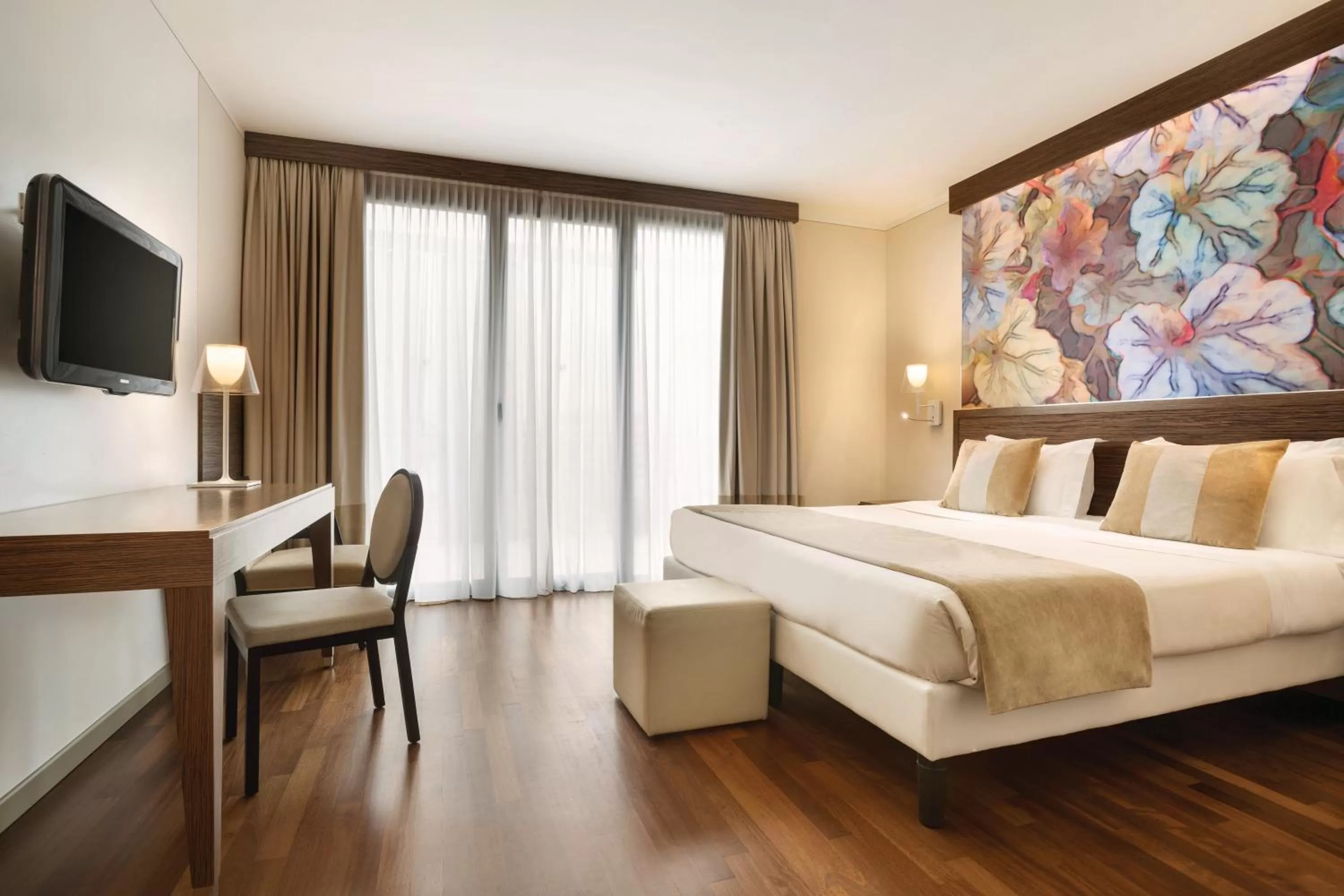 Bed in Ramada Plaza by Wyndham Milano