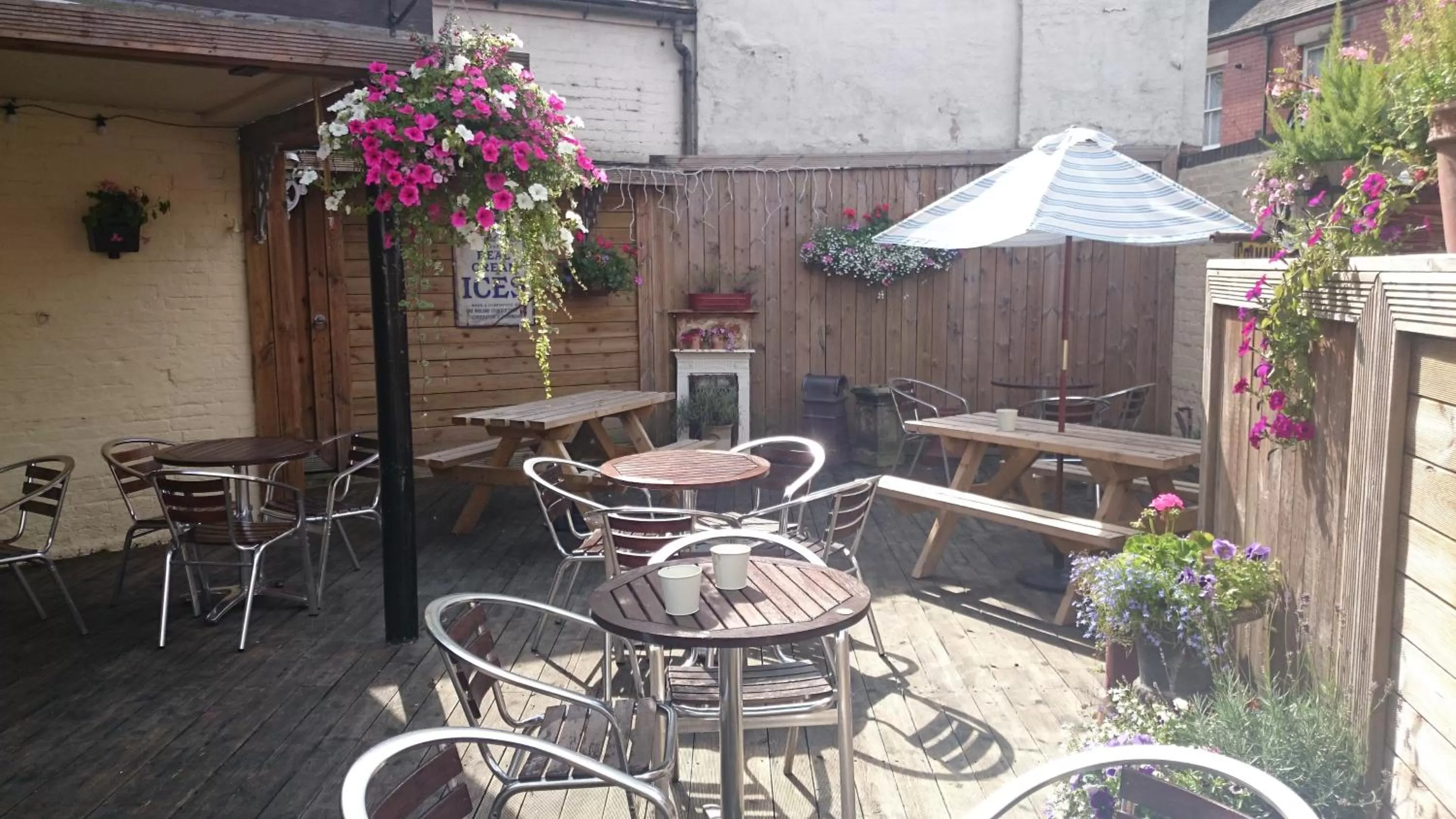 Patio in George and Dragon Ashbourne