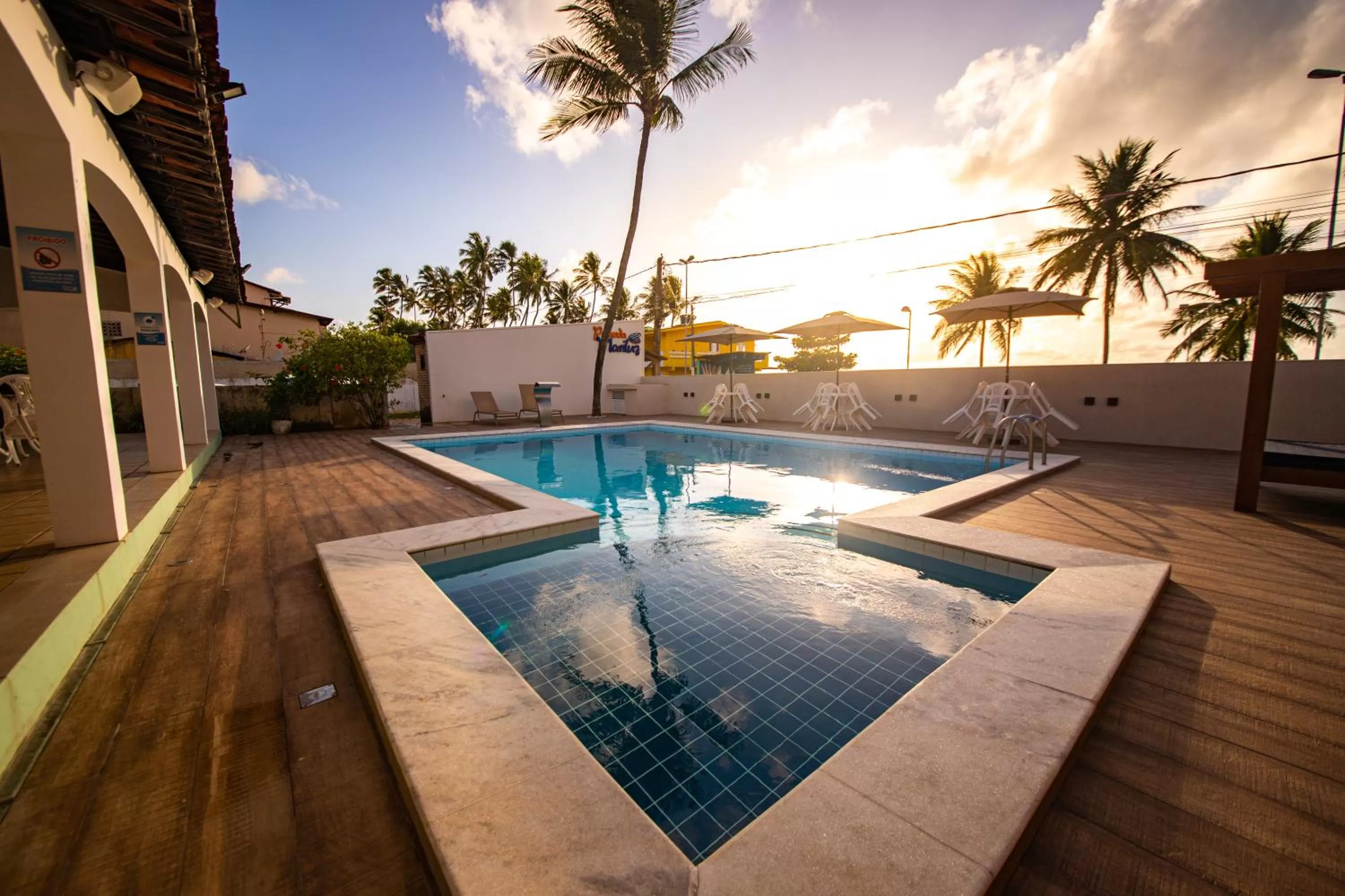 Swimming pool in Pousada Mariluz