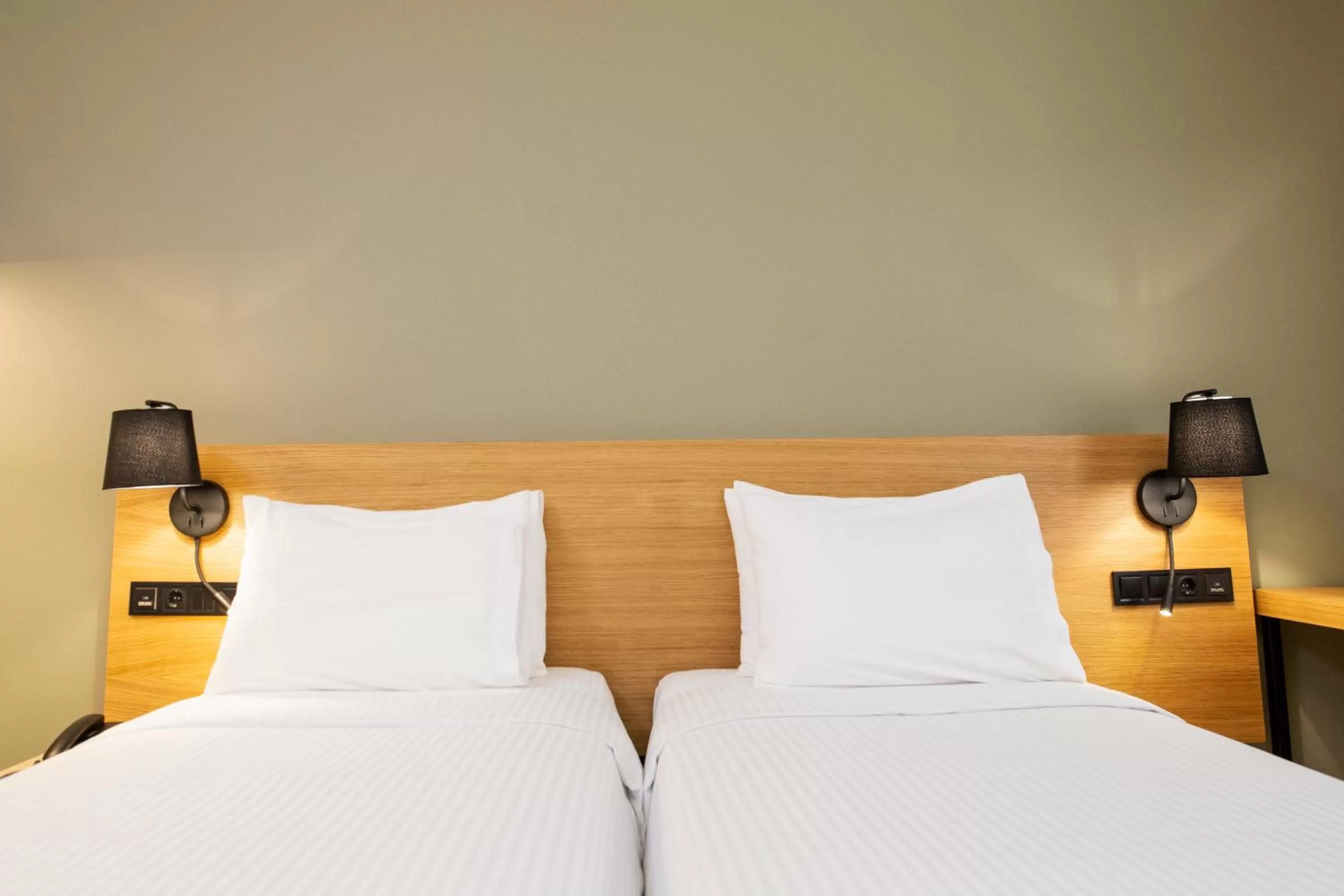 Bedroom, Bed in Acropolis View Hotel