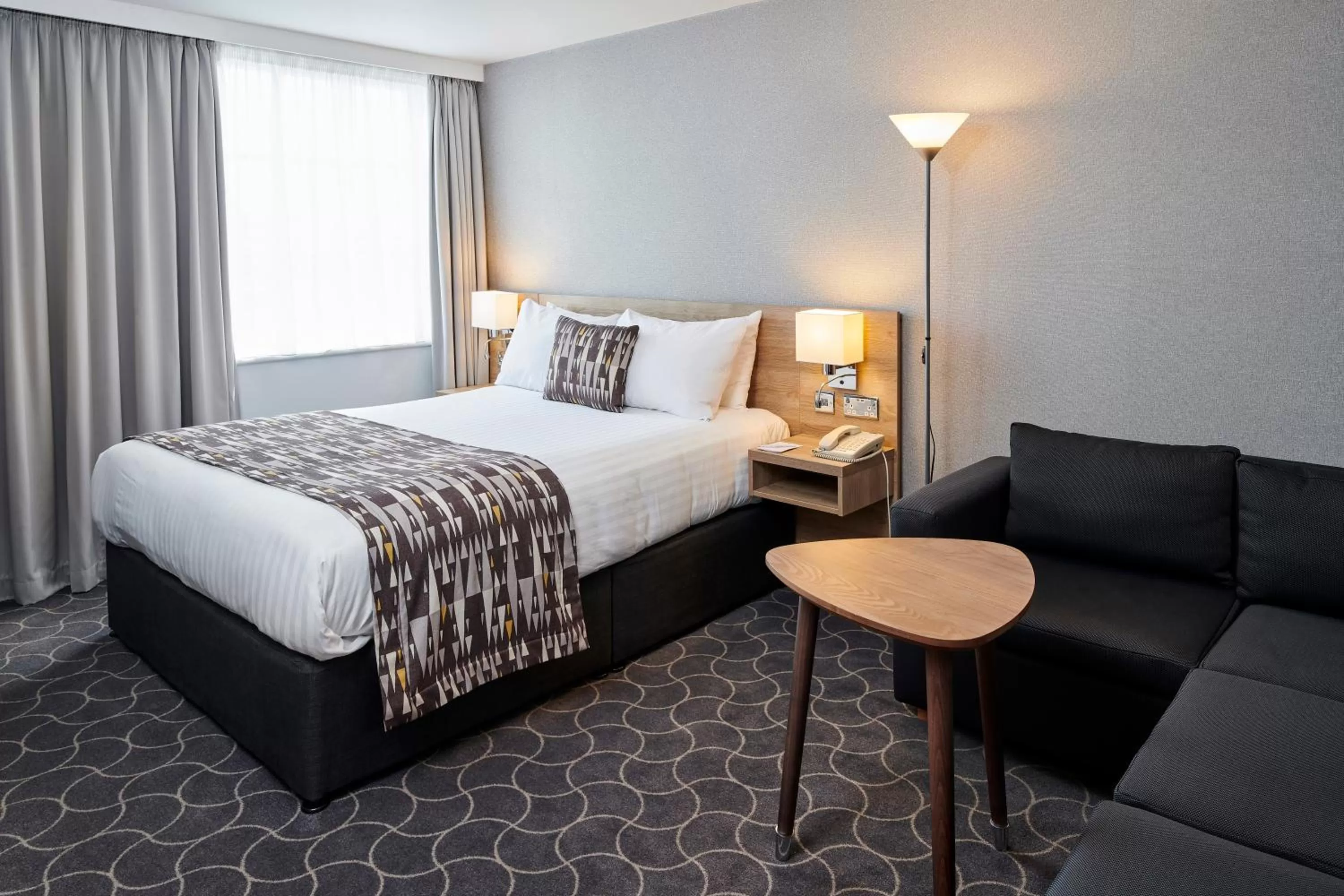 Restaurant/places to eat, Bed in Holiday Inn Ellesmere Port/Cheshire Oaks by IHG