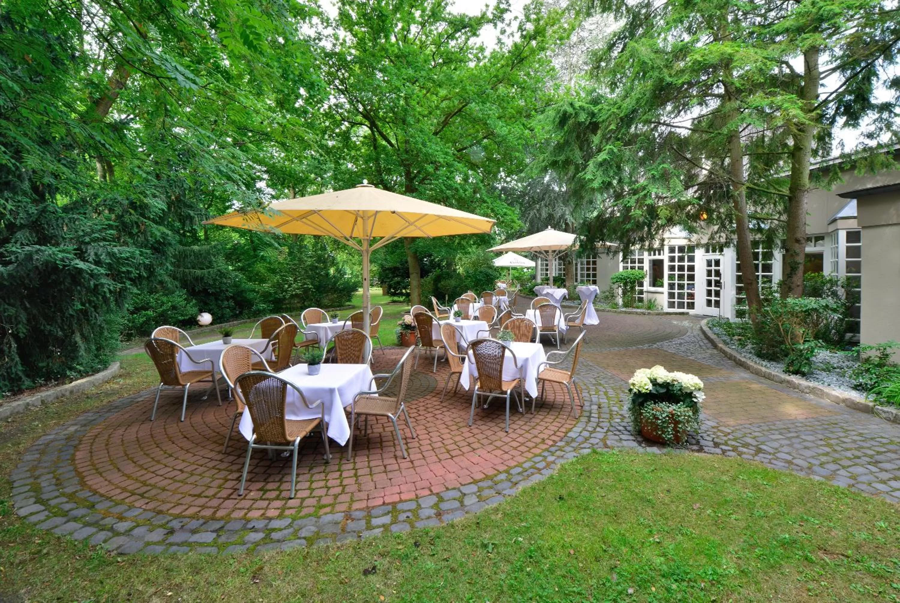 Garden in Best Western Hotel Der Föhrenhof