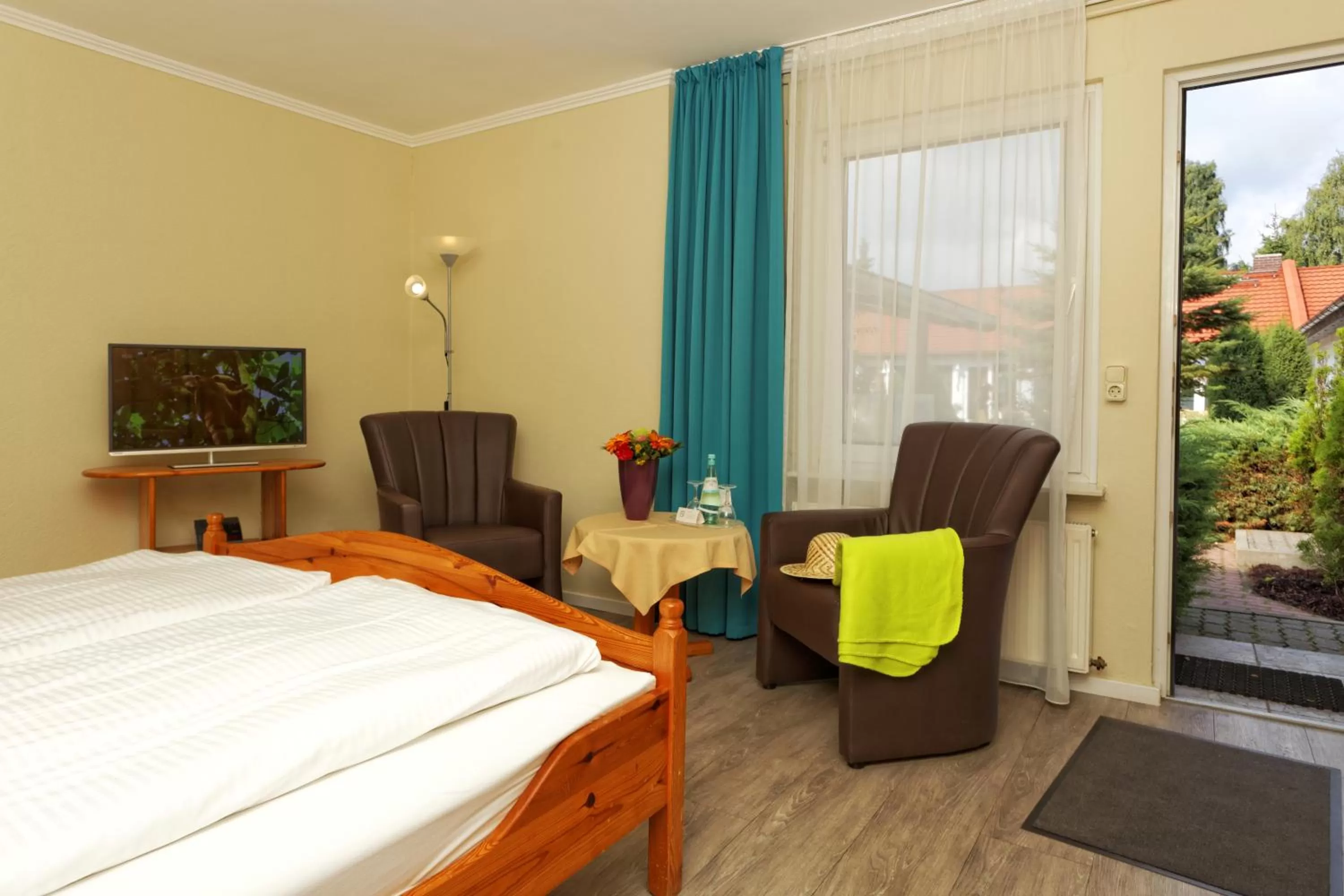 Photo of the whole room, Bed in Hotel Pommerscher Hof