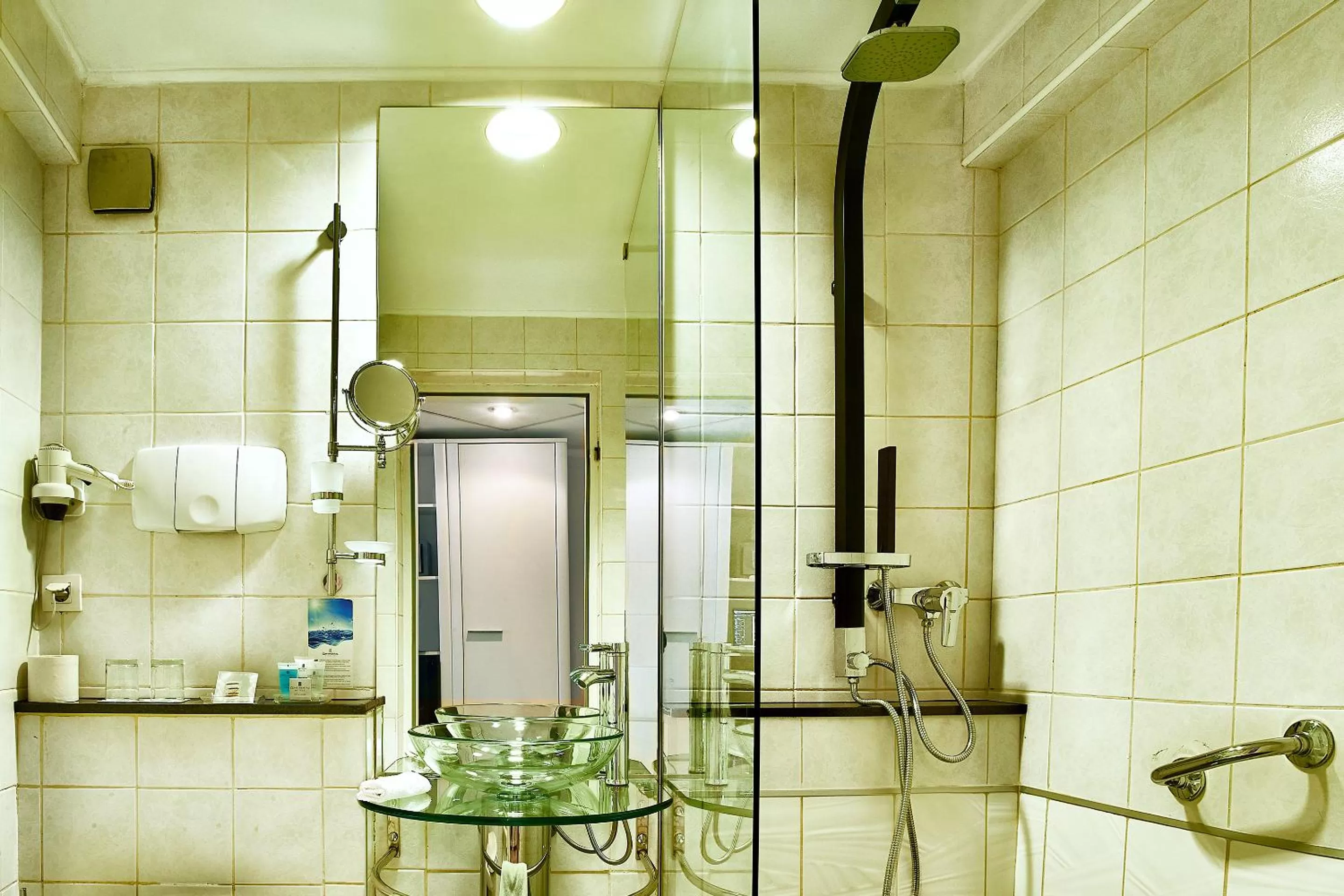 Bathroom in Continental Forum Arad