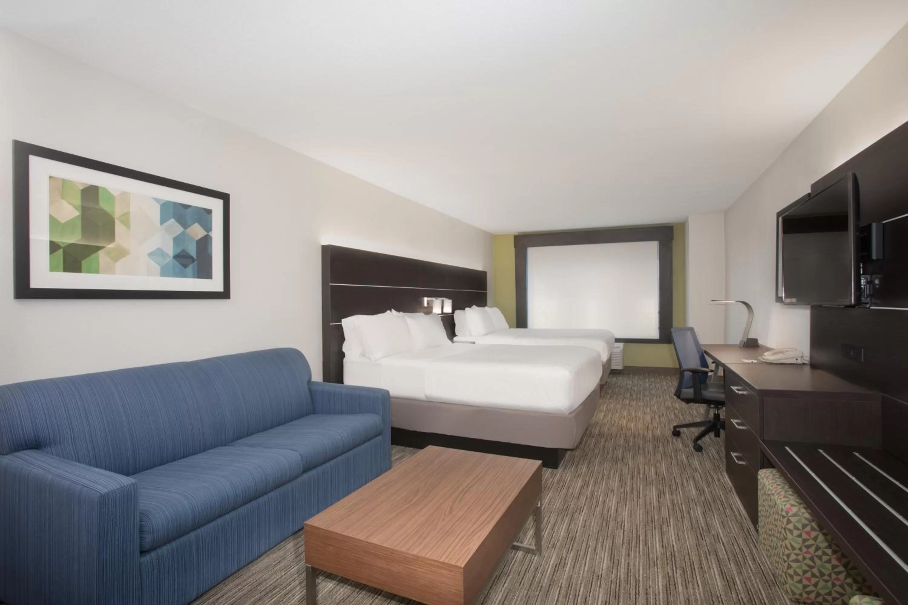 Photo of the whole room, Bed in Holiday Inn Express Hotel & Suites Longmont by IHG
