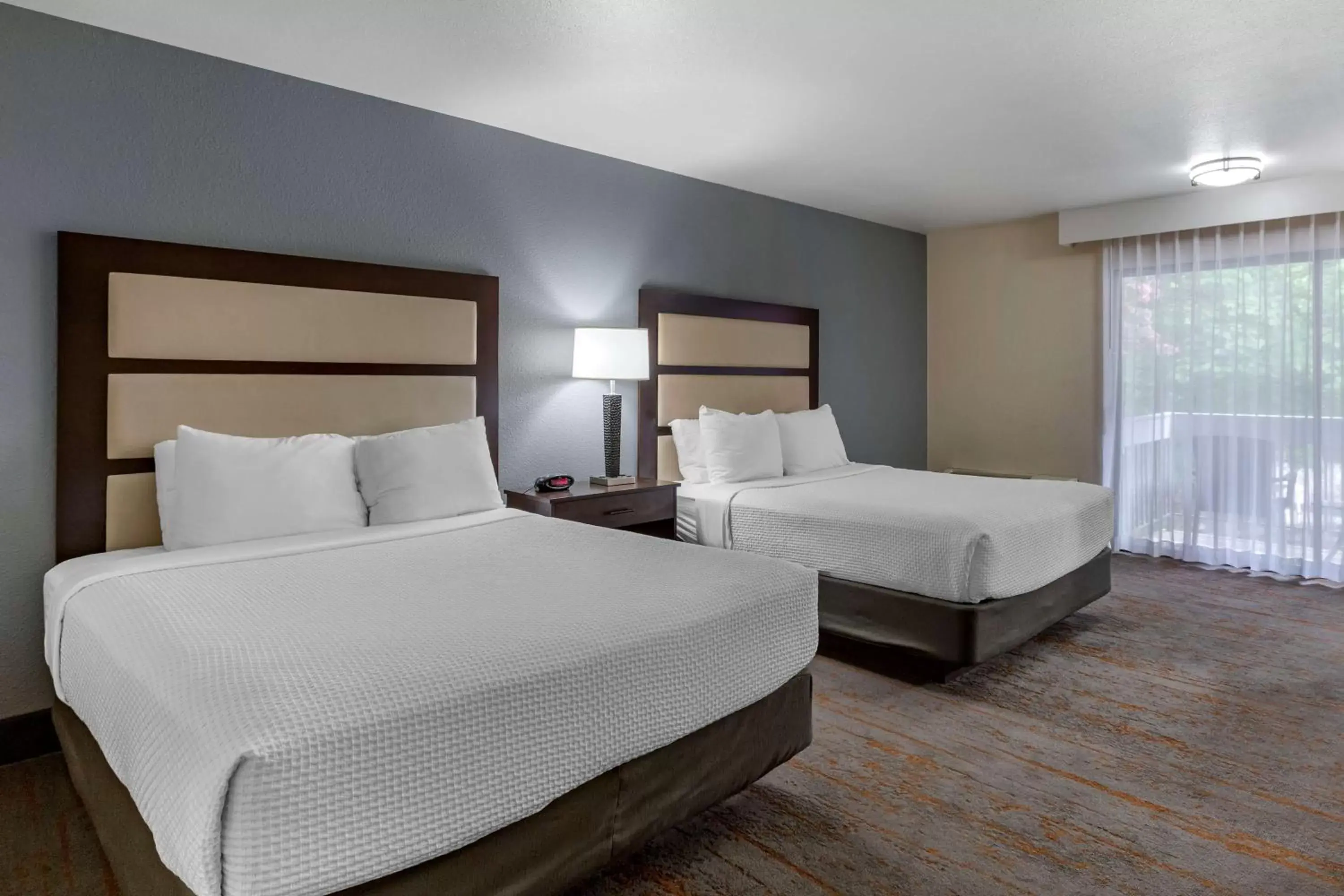 Queen Room with Two Queen Beds and Balcony - Second Floor in Best Western Sunridge Inn & Conference Center Queen Room with Two Queen Beds and Balcony - Second Floor in Best Western Sunridge Inn & Conference Center