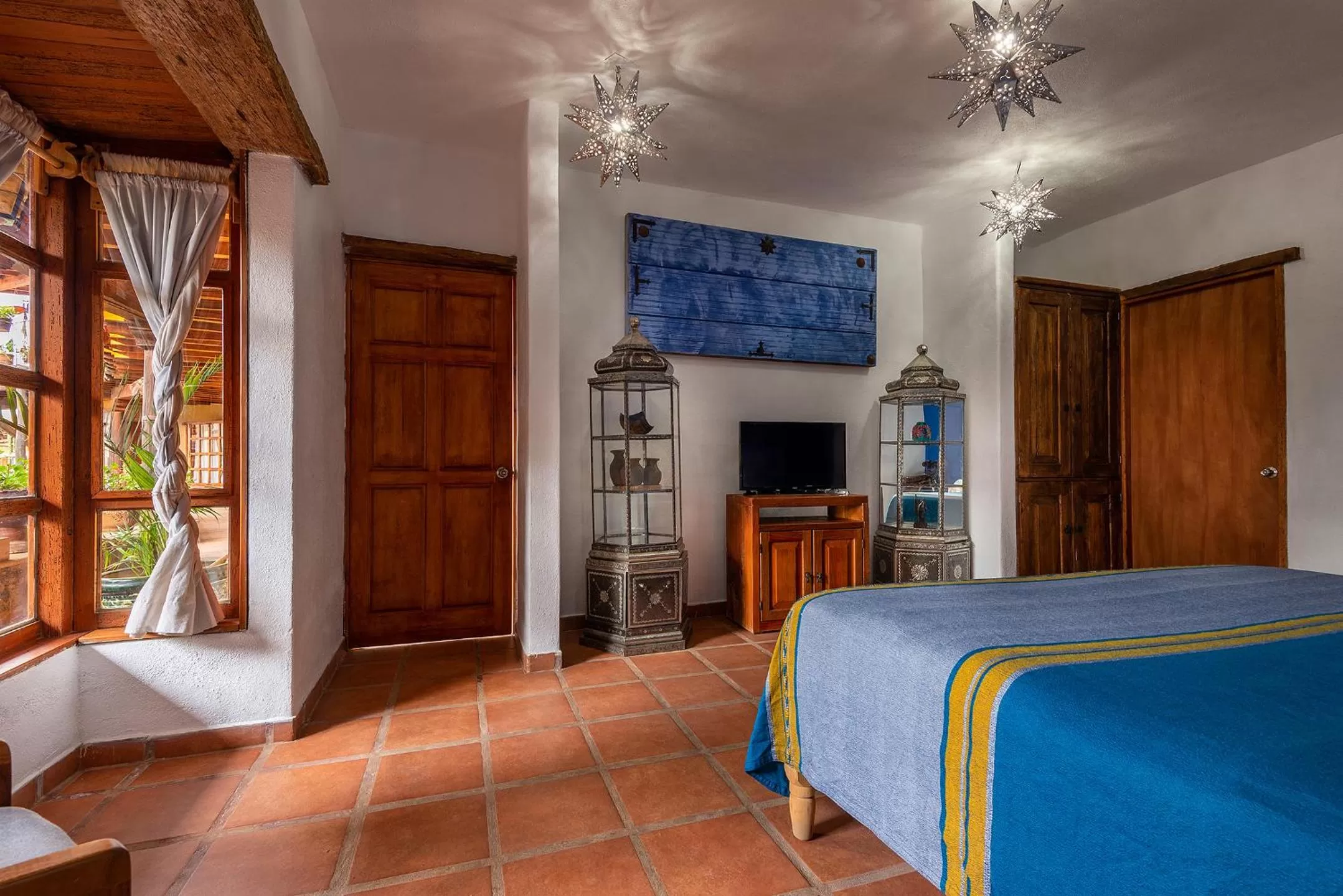 TV and multimedia, Bed in Eco Hotel Ixhi