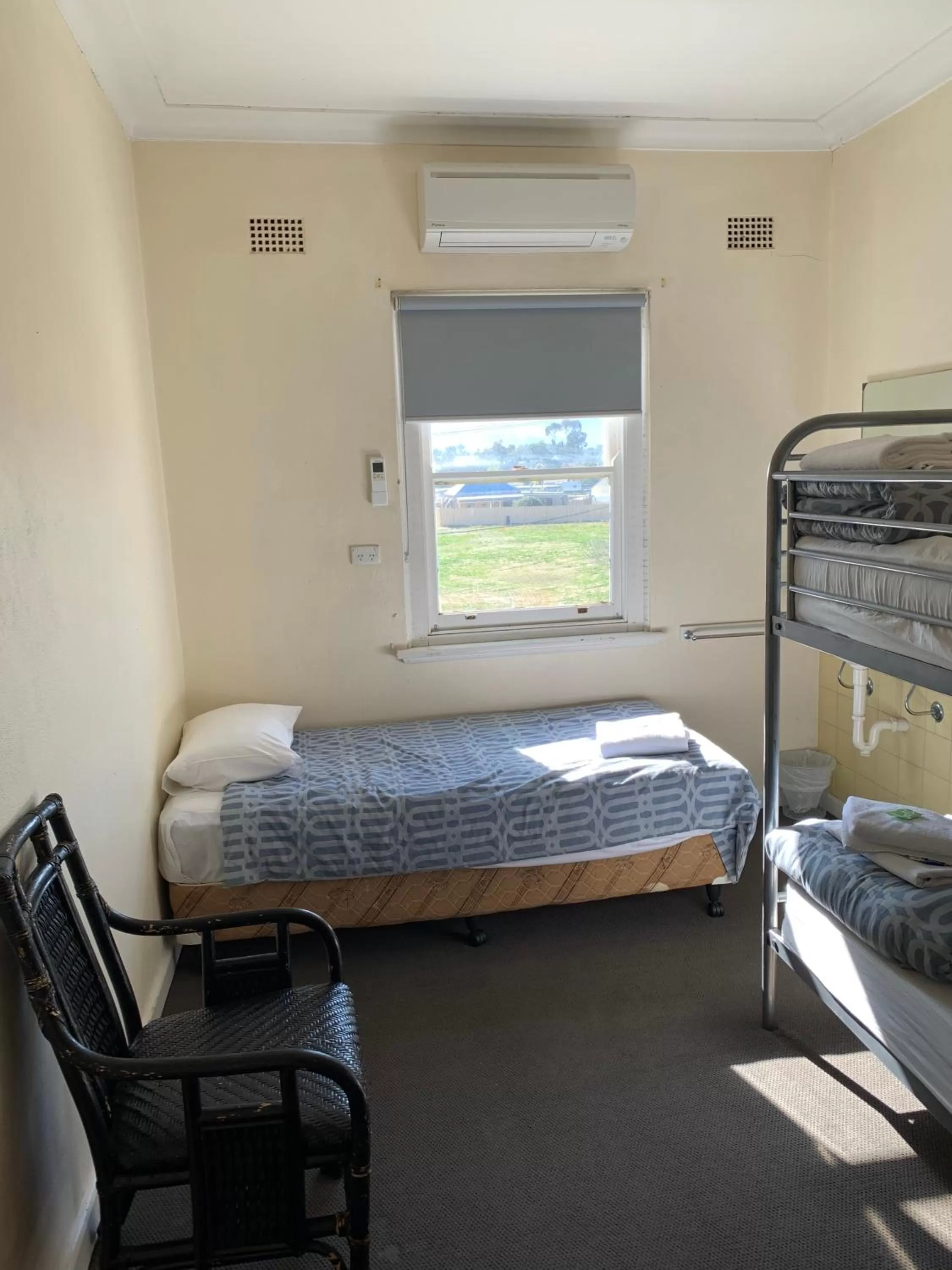 Bed in Kootingal Hotel