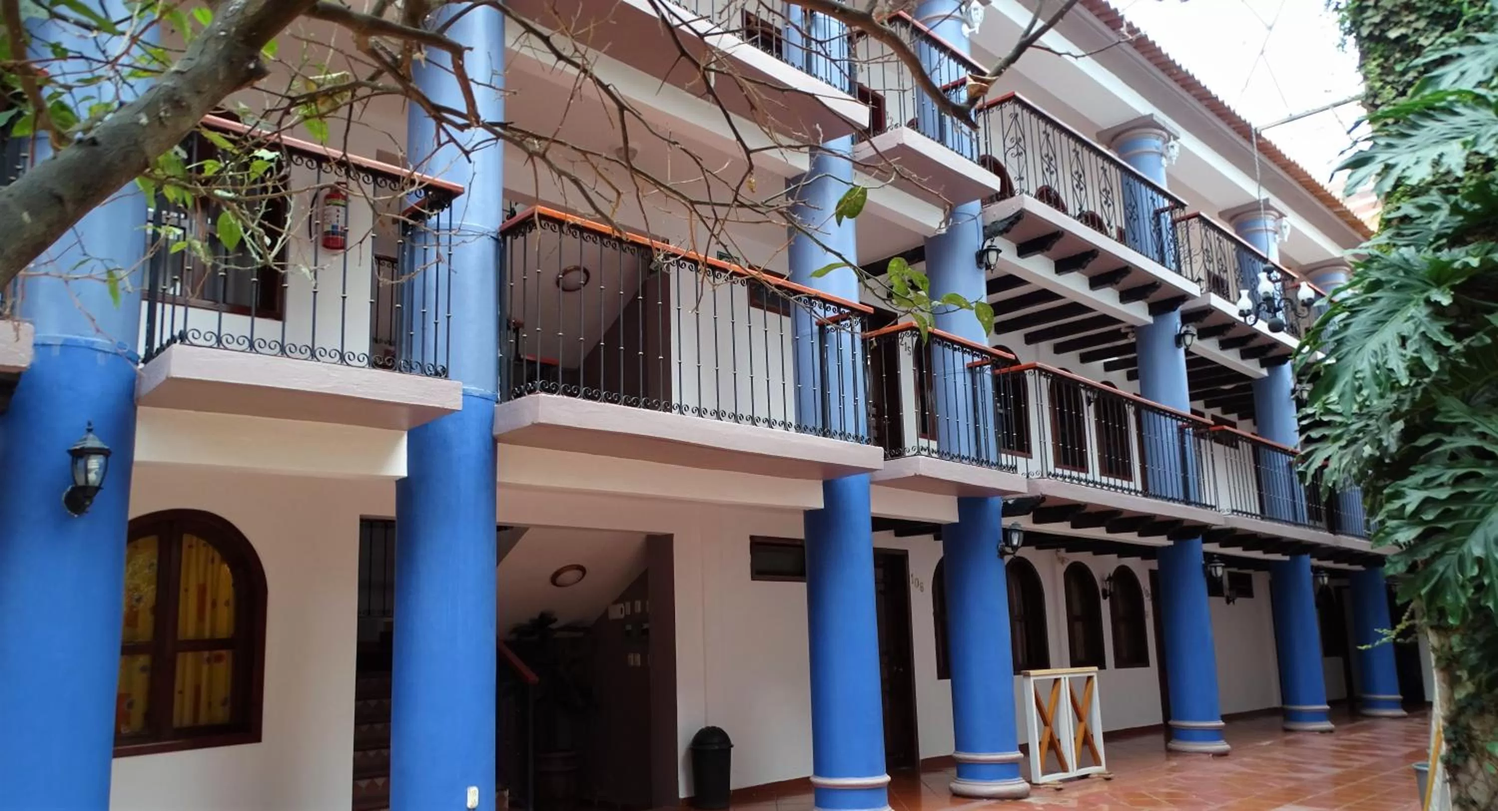 Patio in Hotel Jardines Del Carmen