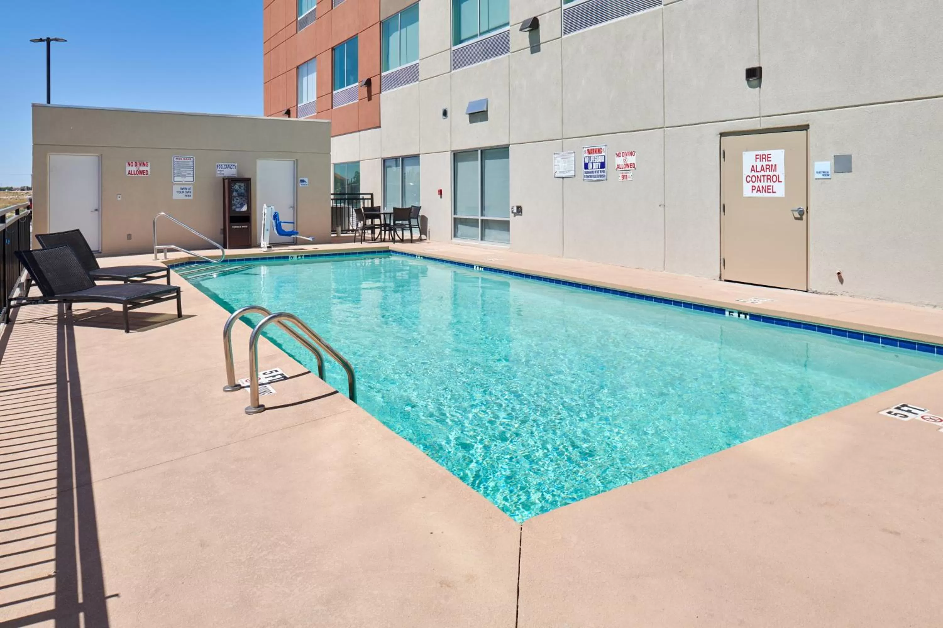 Swimming pool in Holiday Inn Express & Suites El Paso East-Loop 375 by IHG