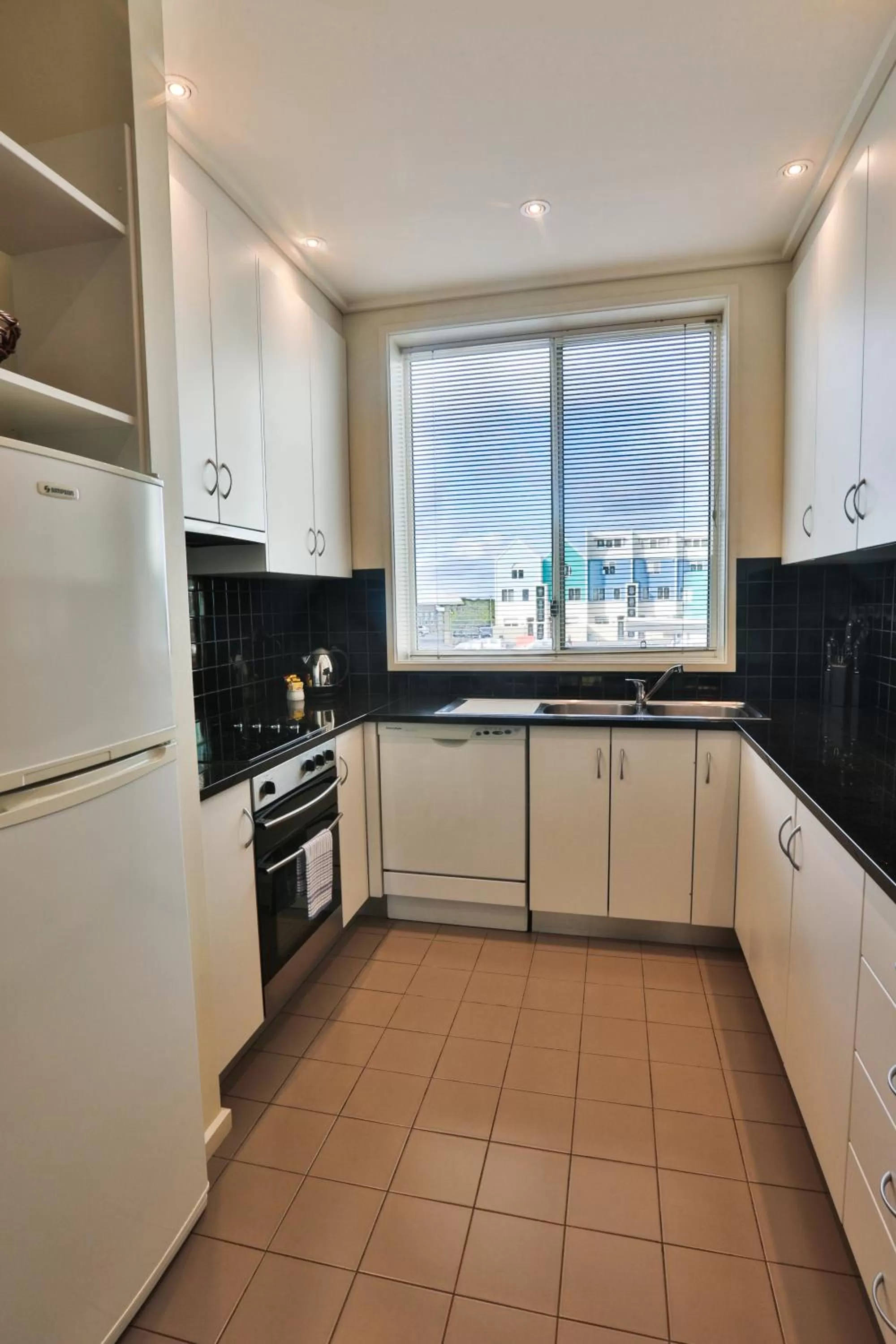 Kitchen or kitchenette in Lady Bay Resort