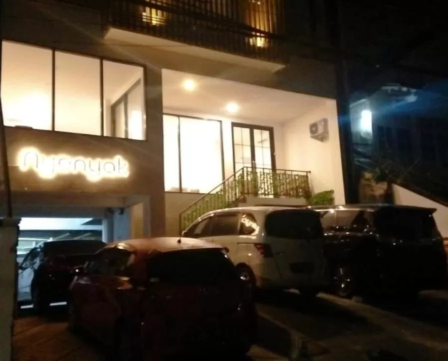 NYENYAK MRT Lebak Bulus Simatupang