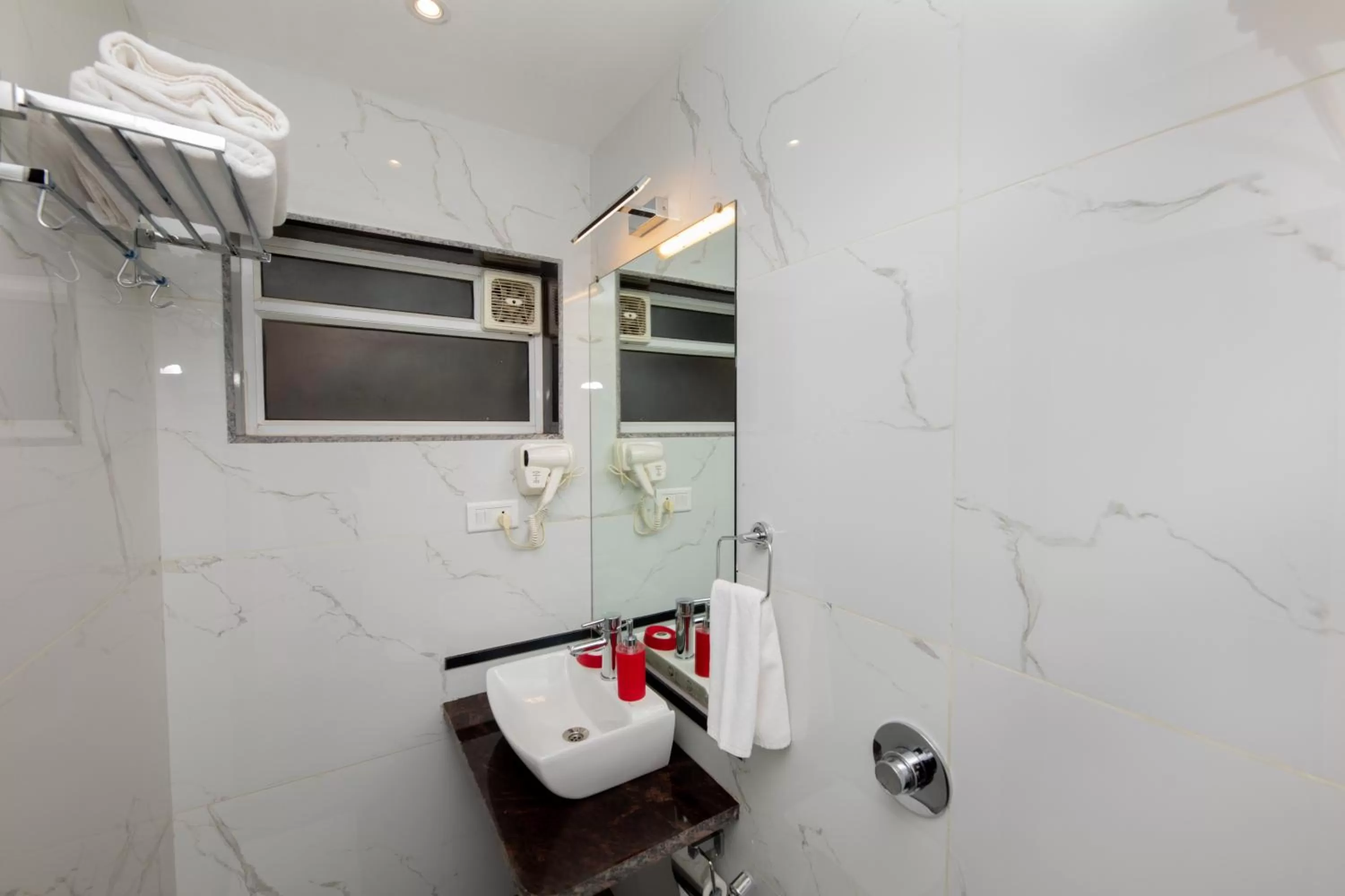 Bathroom in Bella Vista Mahabaleshwar