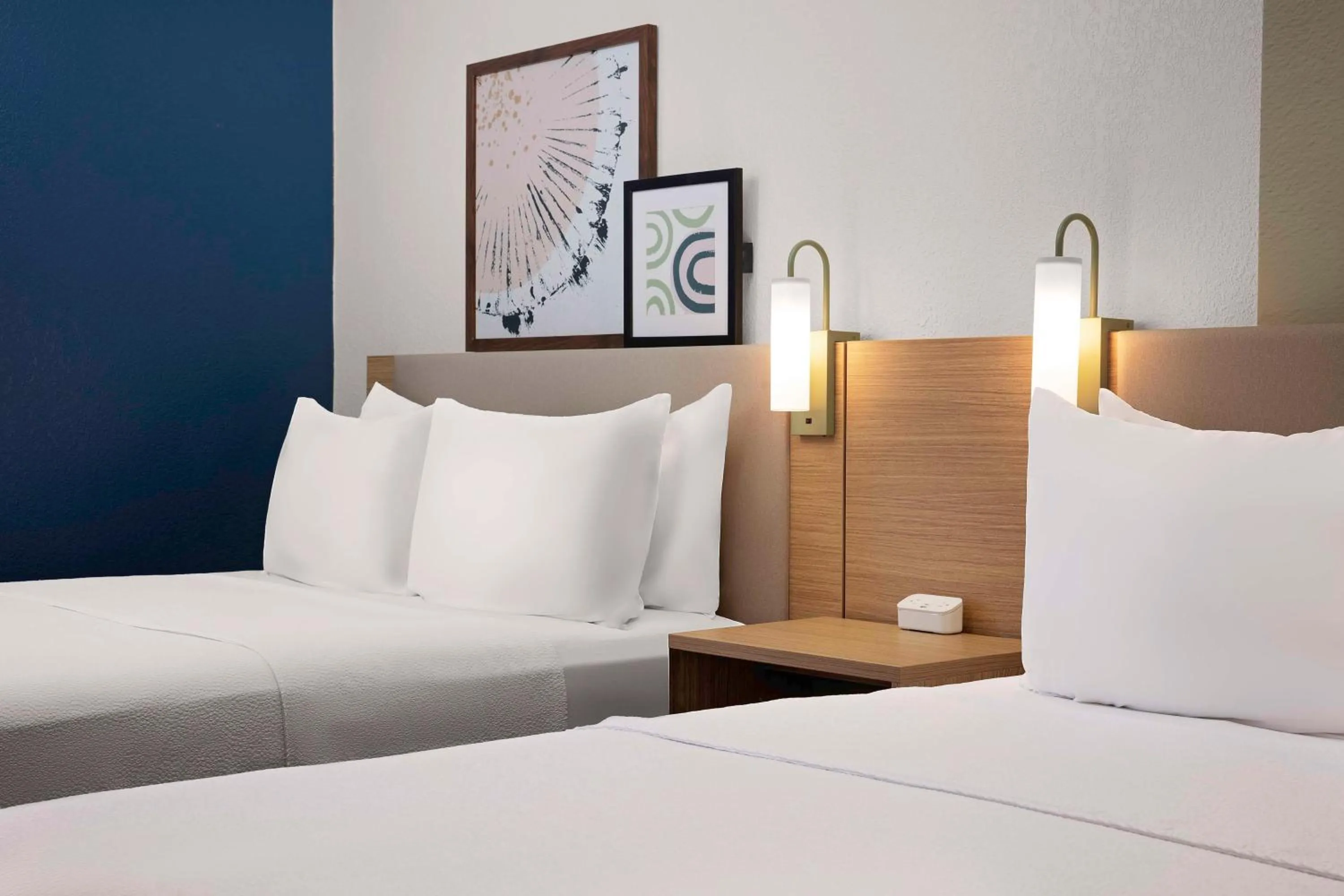 Bed in Days Inn by Wyndham Atlanta Marietta Galleria