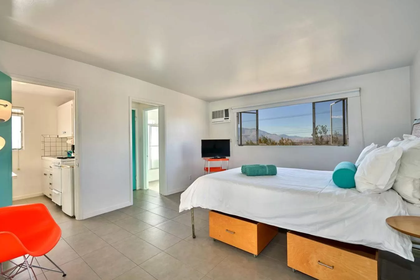 Photo of the whole room in Sagewater Hotel