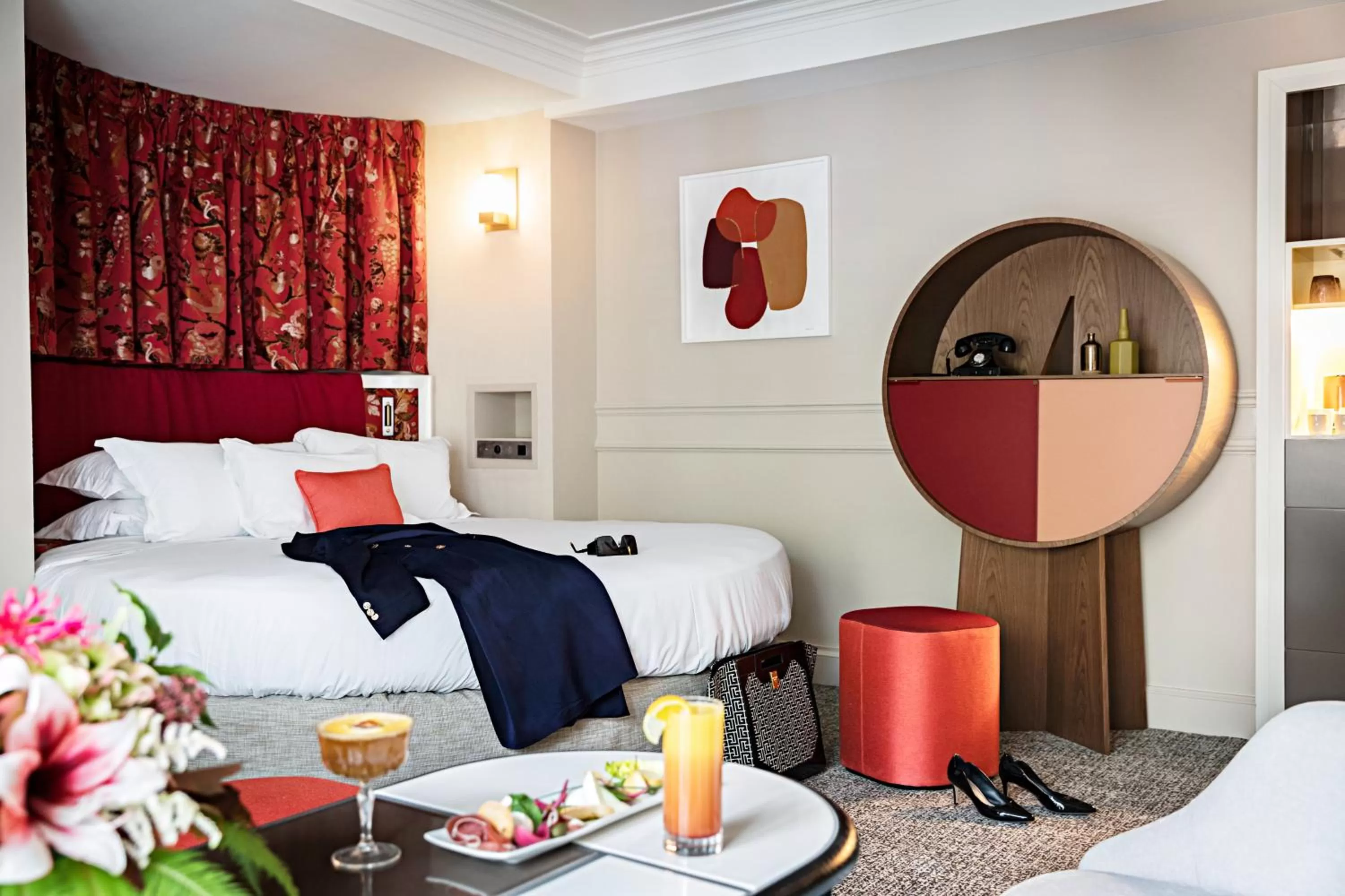 Photo of the whole room, Bed in Sofitel Le Scribe Paris Opera