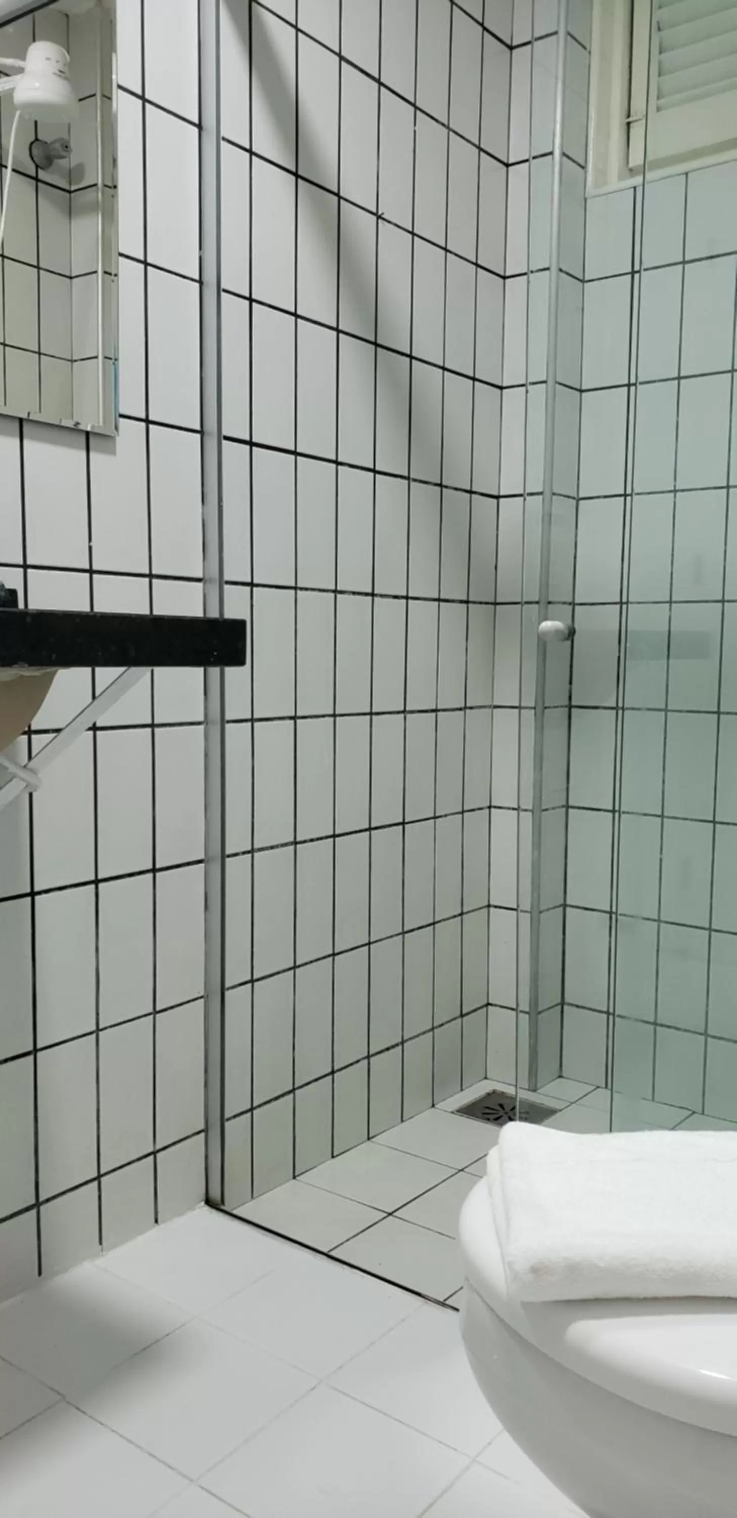 Bathroom in LIVE IN FORTALEZA HOTEL