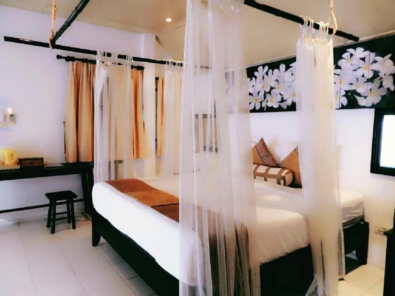 Bed in Lawana Escape