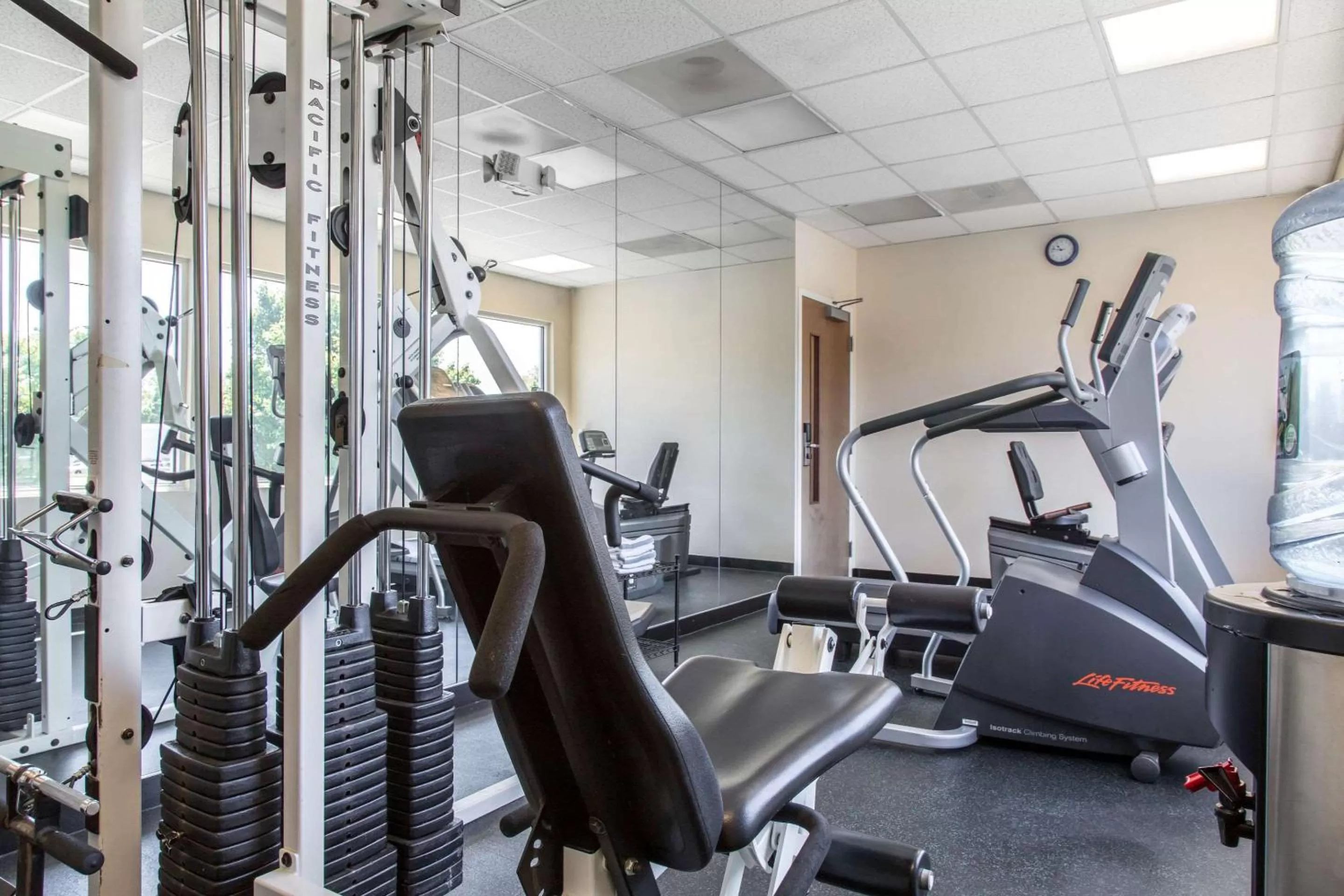 Fitness centre/facilities in Quality Inn & Suites Danbury near University