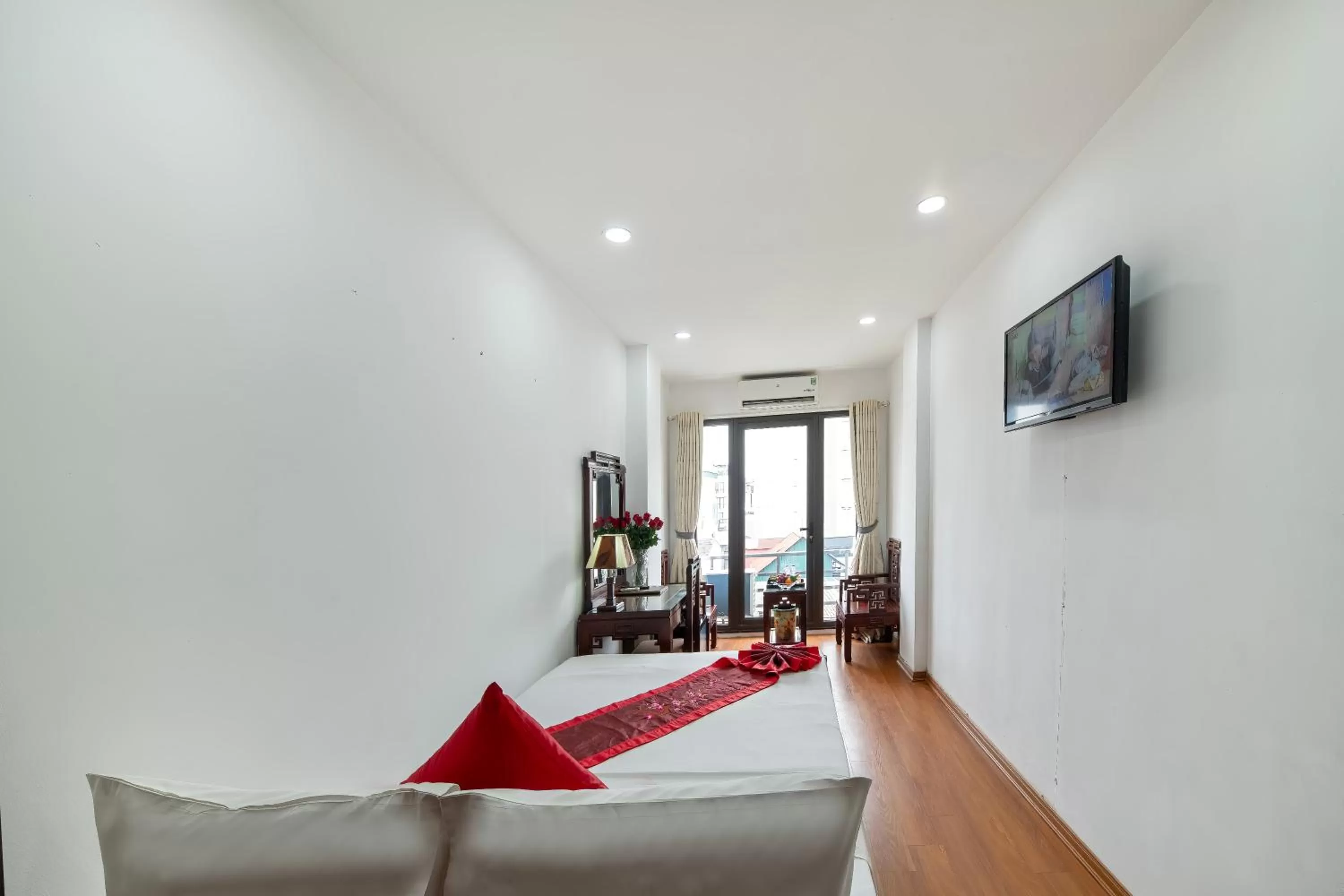 Bed in Phoenix Legend Hotel Hanoi