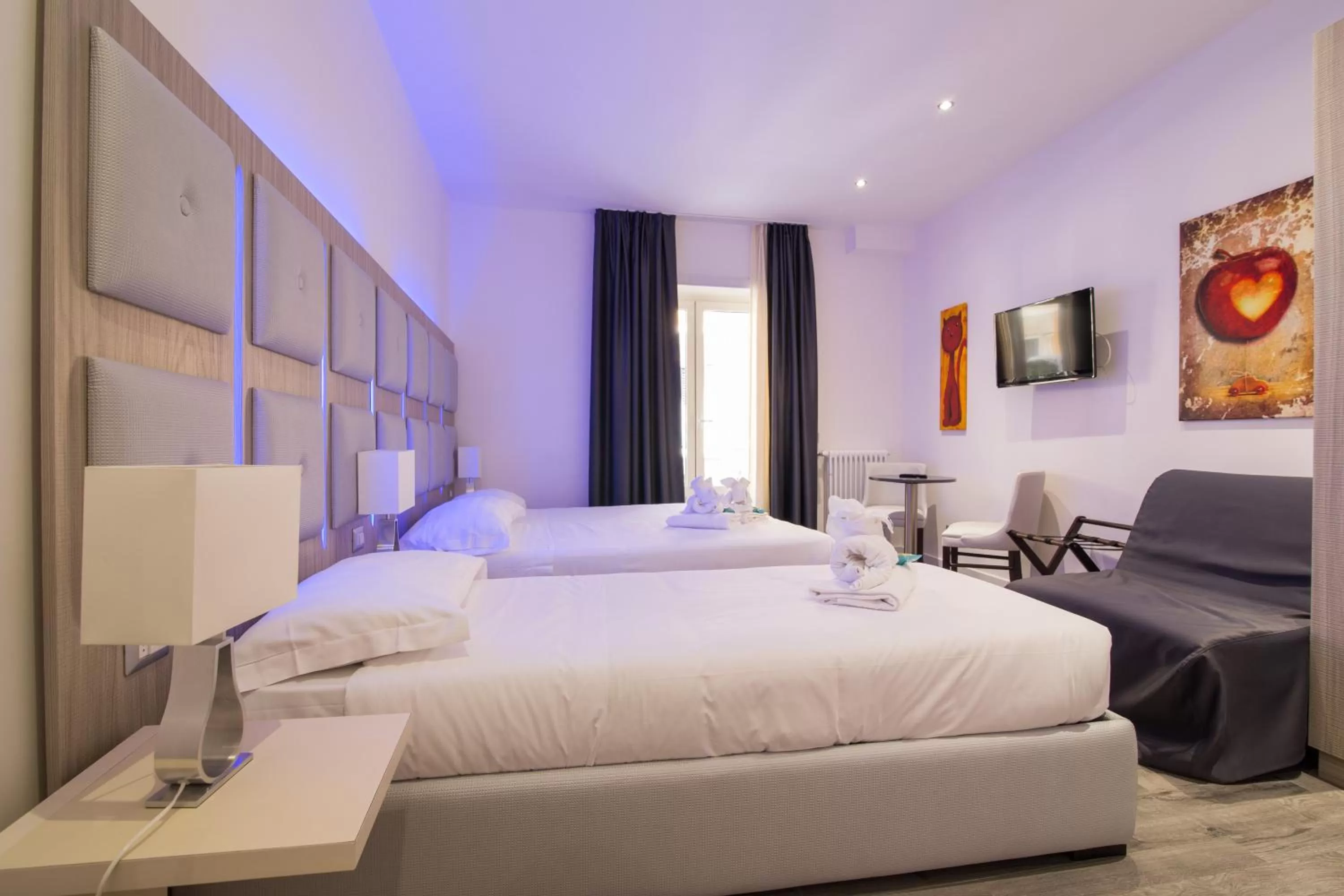 Photo of the whole room, Bed in Vatican Relais Rome Suite